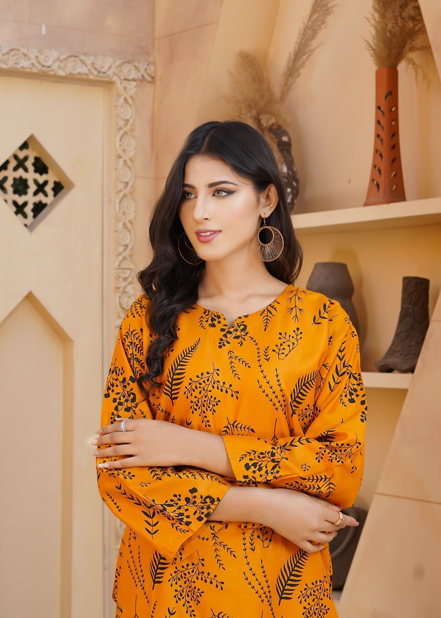 Hamna Kalim Rahat Two Piece: Linen Outfit with Floral Printing Women 2pcs