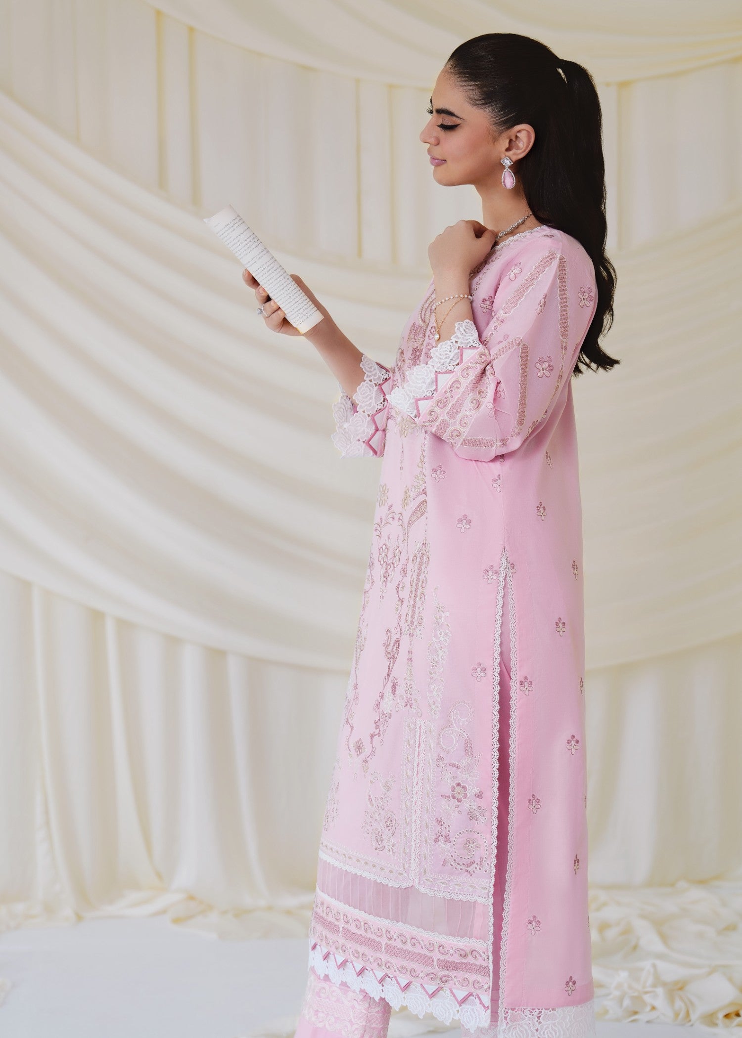 Meerak Pret Parizay PRET Women 2pcs