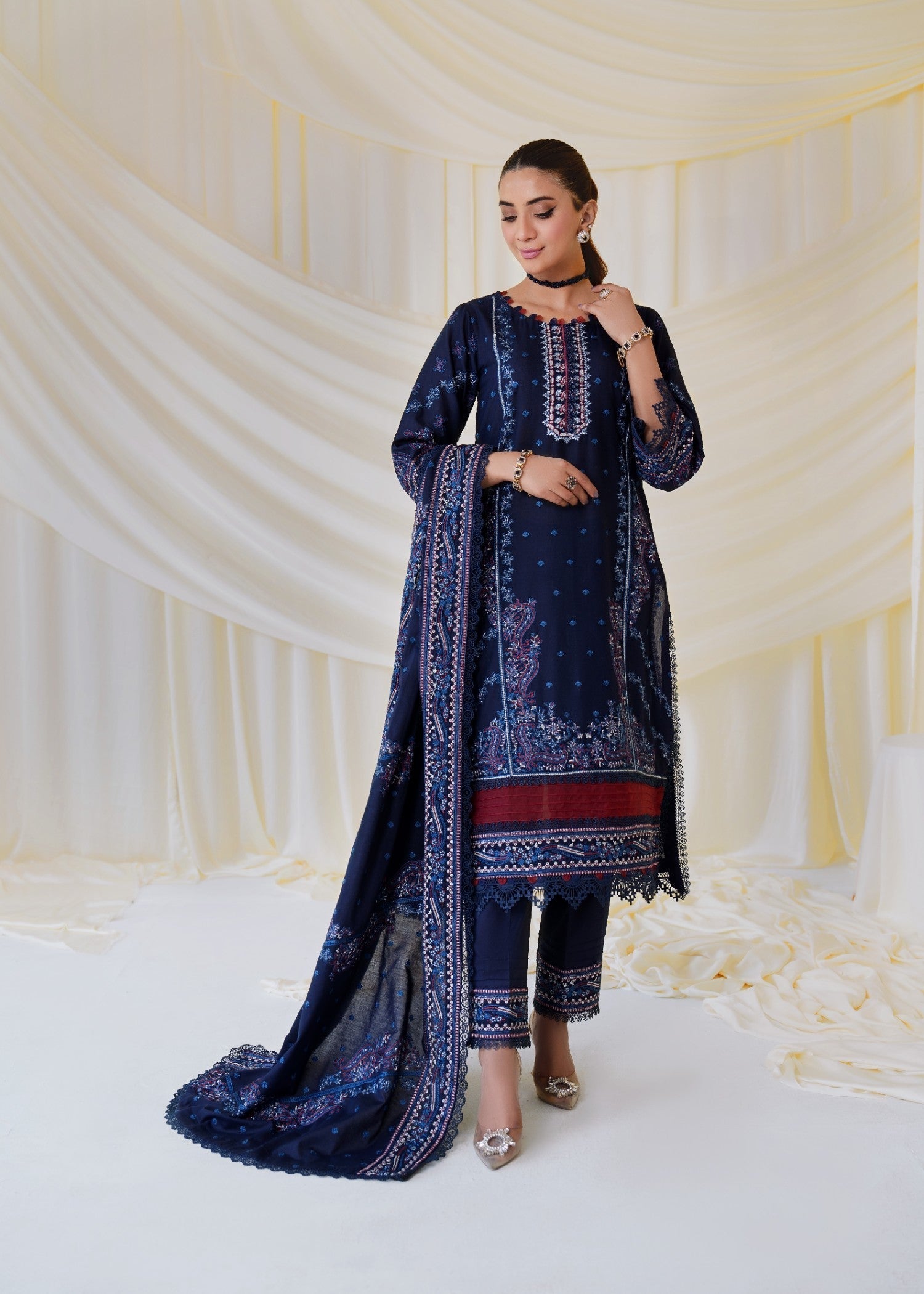 Meerak Pret Ethnic PRET Women 3pcs