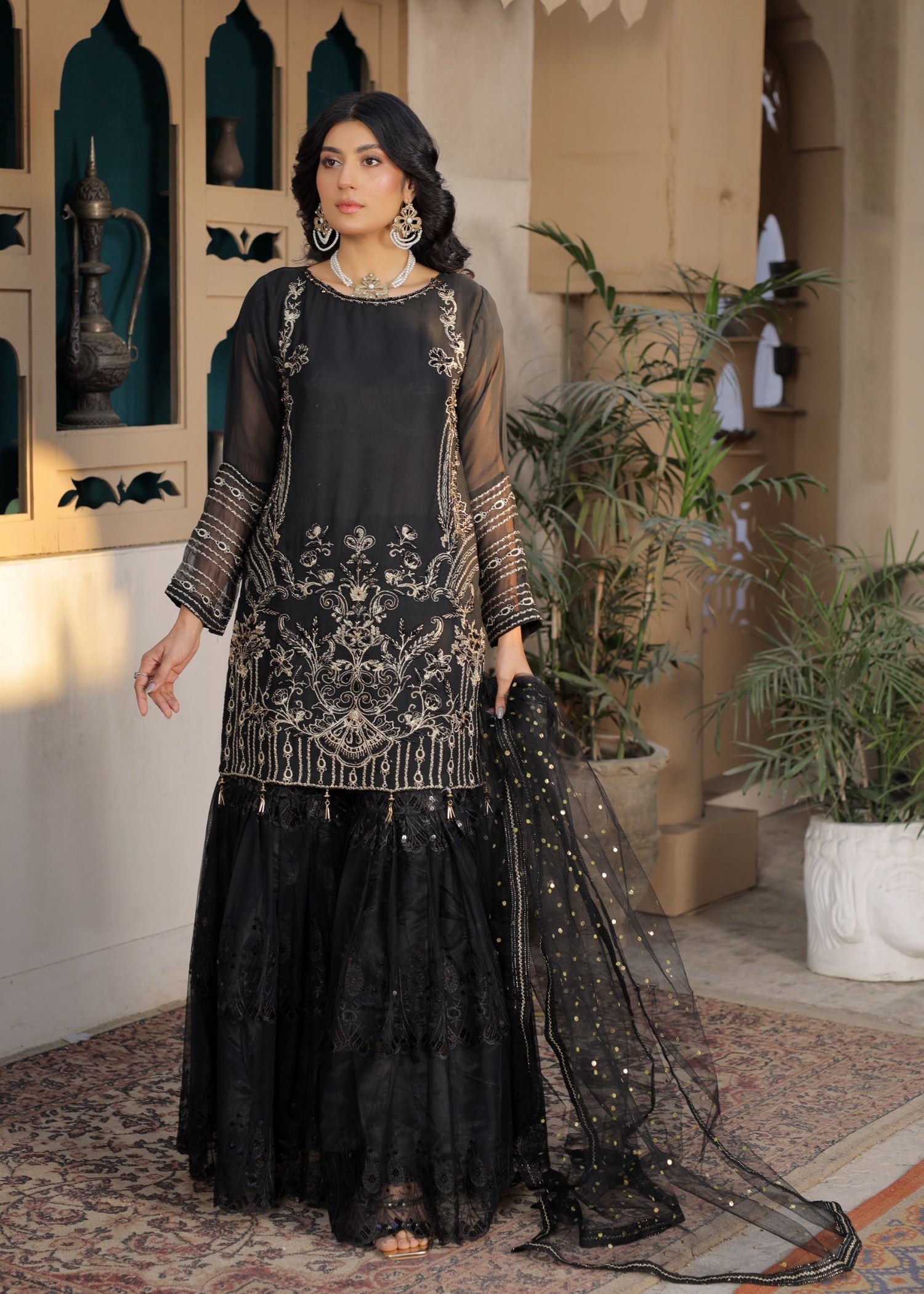 Pehnawa Fashion LAVISH BLACK GHARARA Women 3pcs