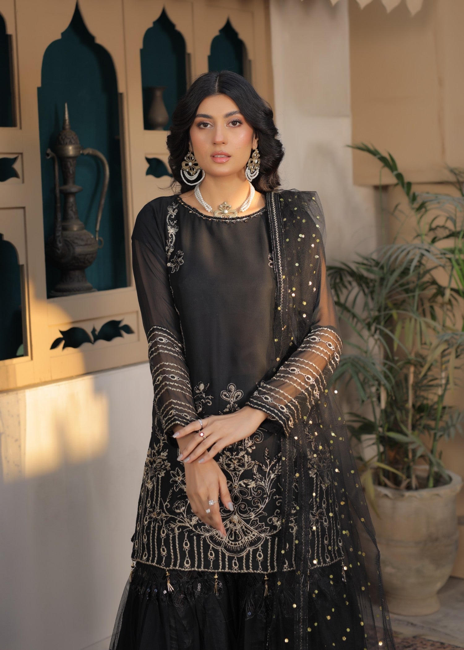 Pehnawa Fashion LAVISH BLACK GHARARA Women 3pcs