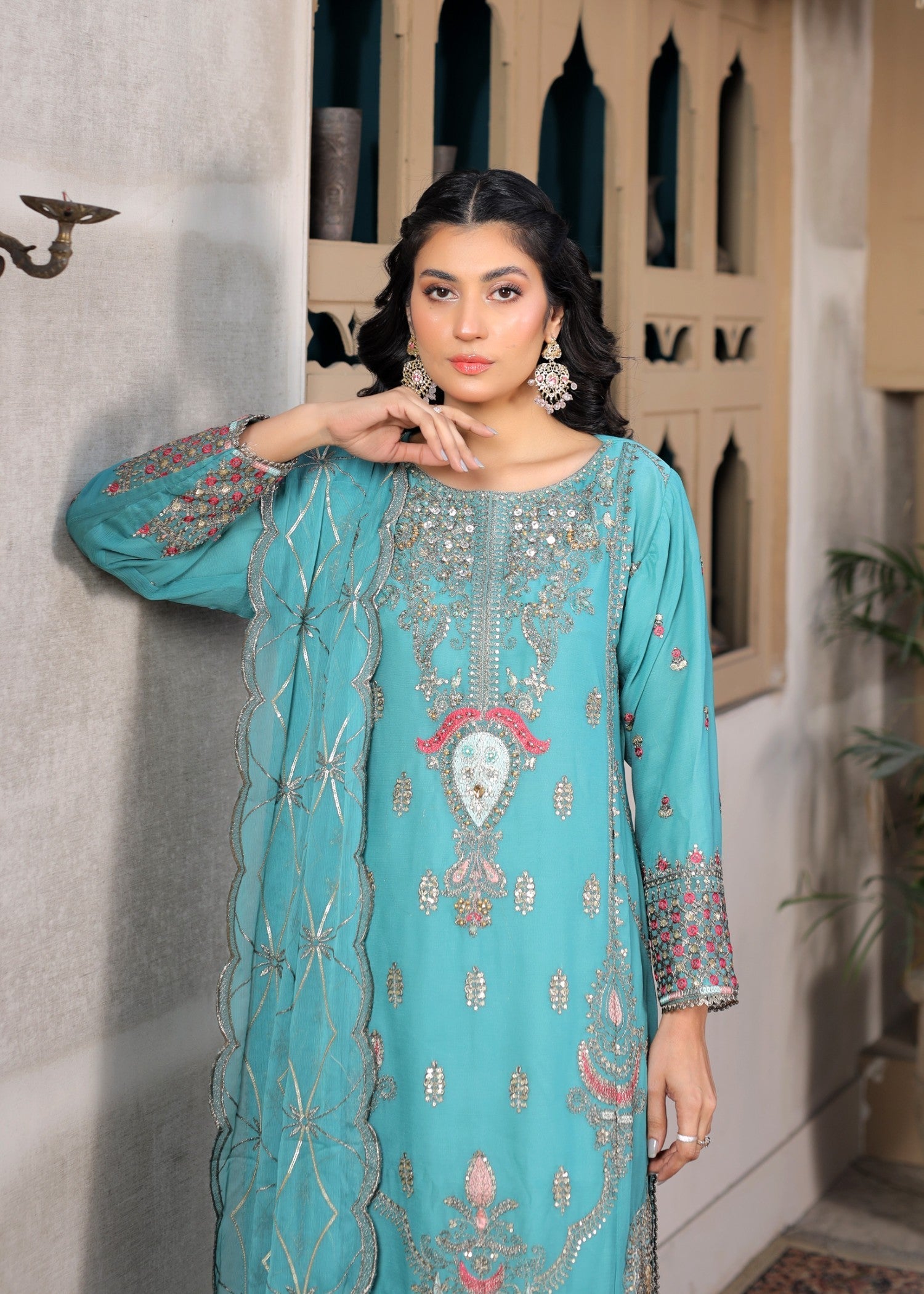 Pehnawa Fashion ADORABLE CHIFFON EMBROIDERED Women 3pcs