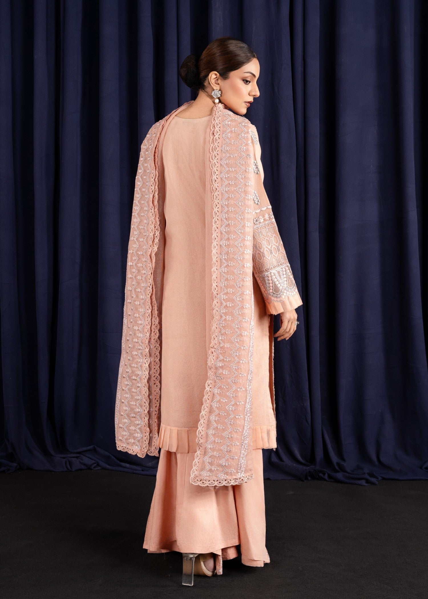 Aaina Peach Women 3pcs