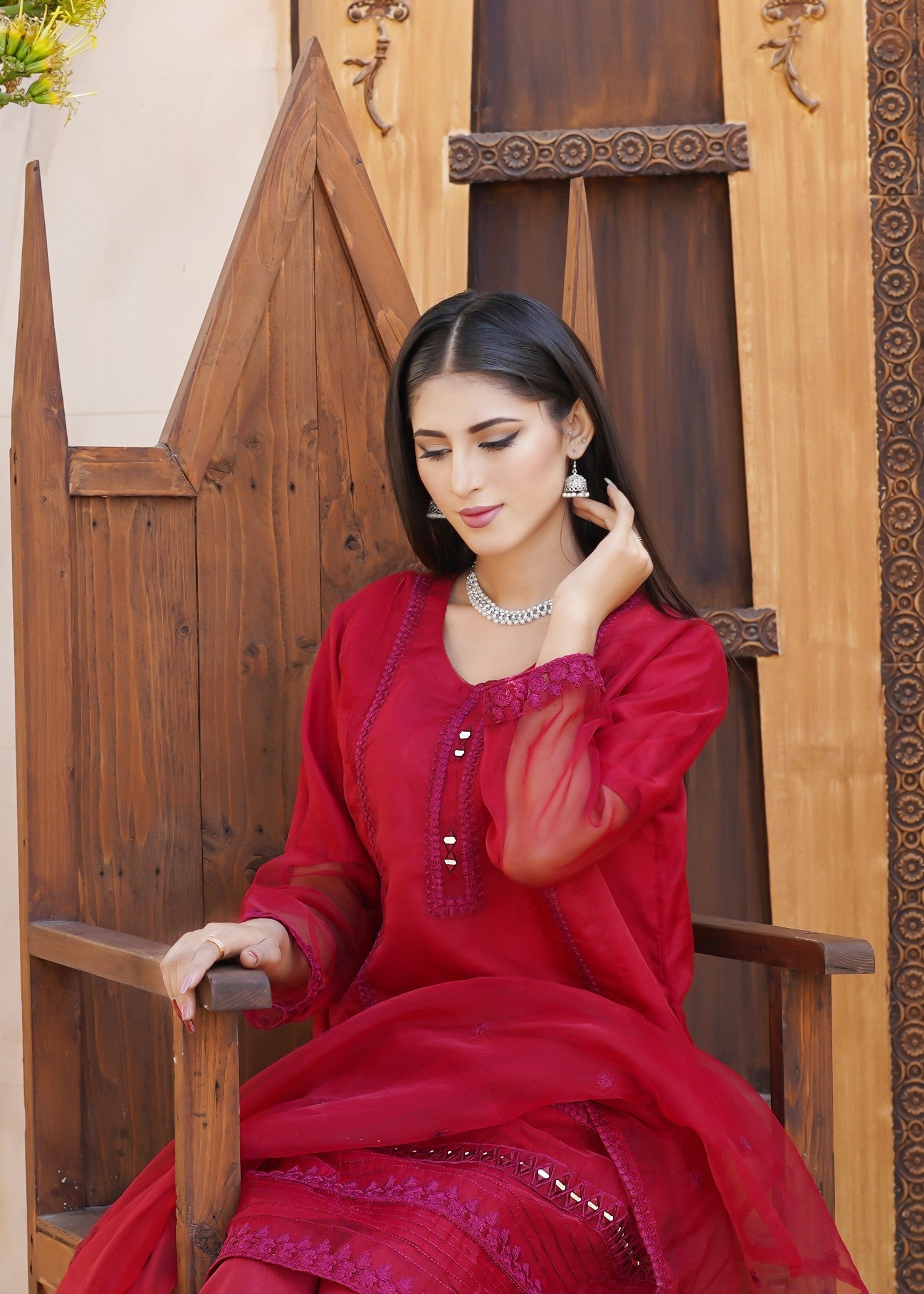 Hamna Kalim Dilruba Three Piece Bridal Suit with Embroidery Maroon Women 3pcs