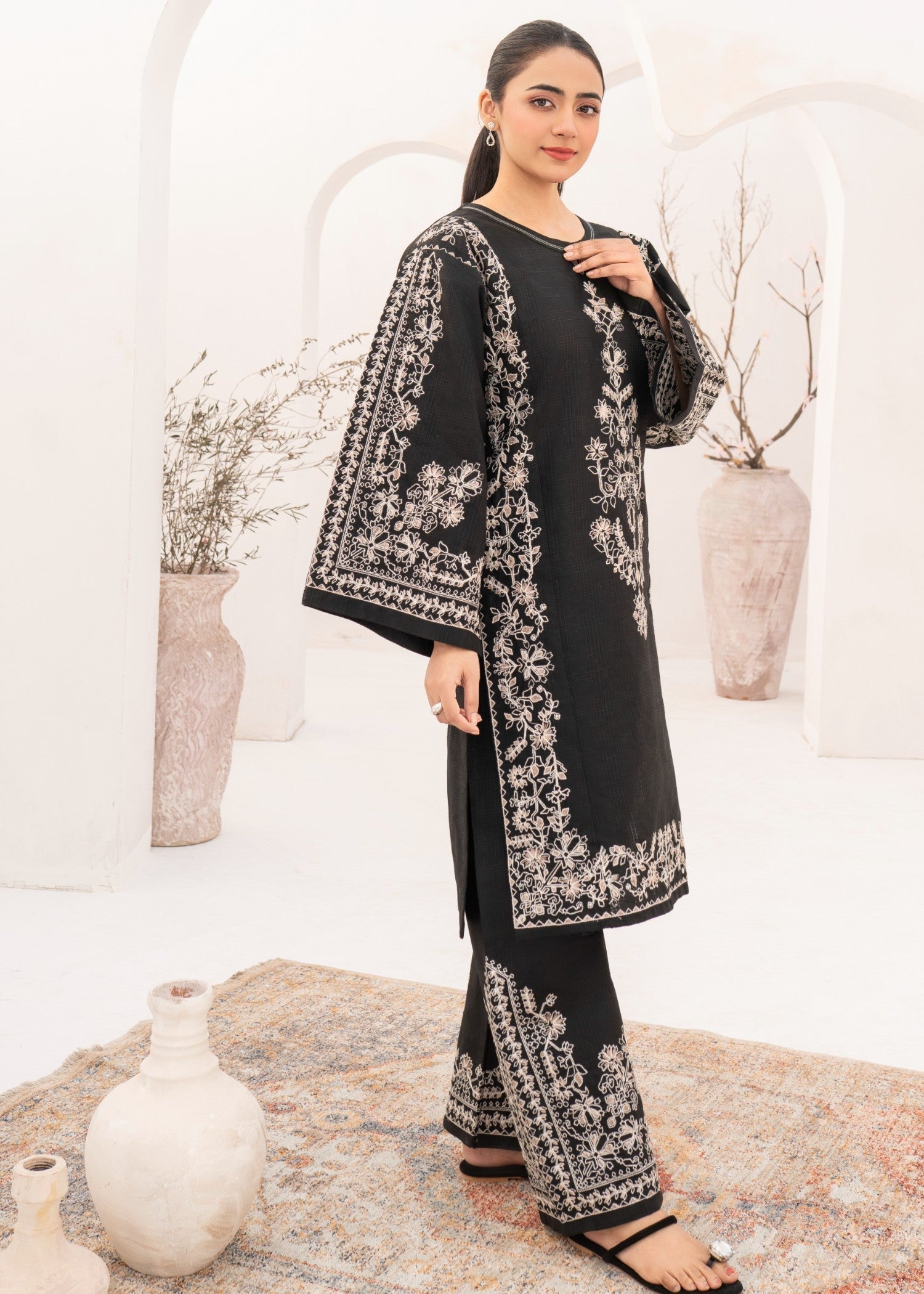 Flutterby Zille B Women 2pcs