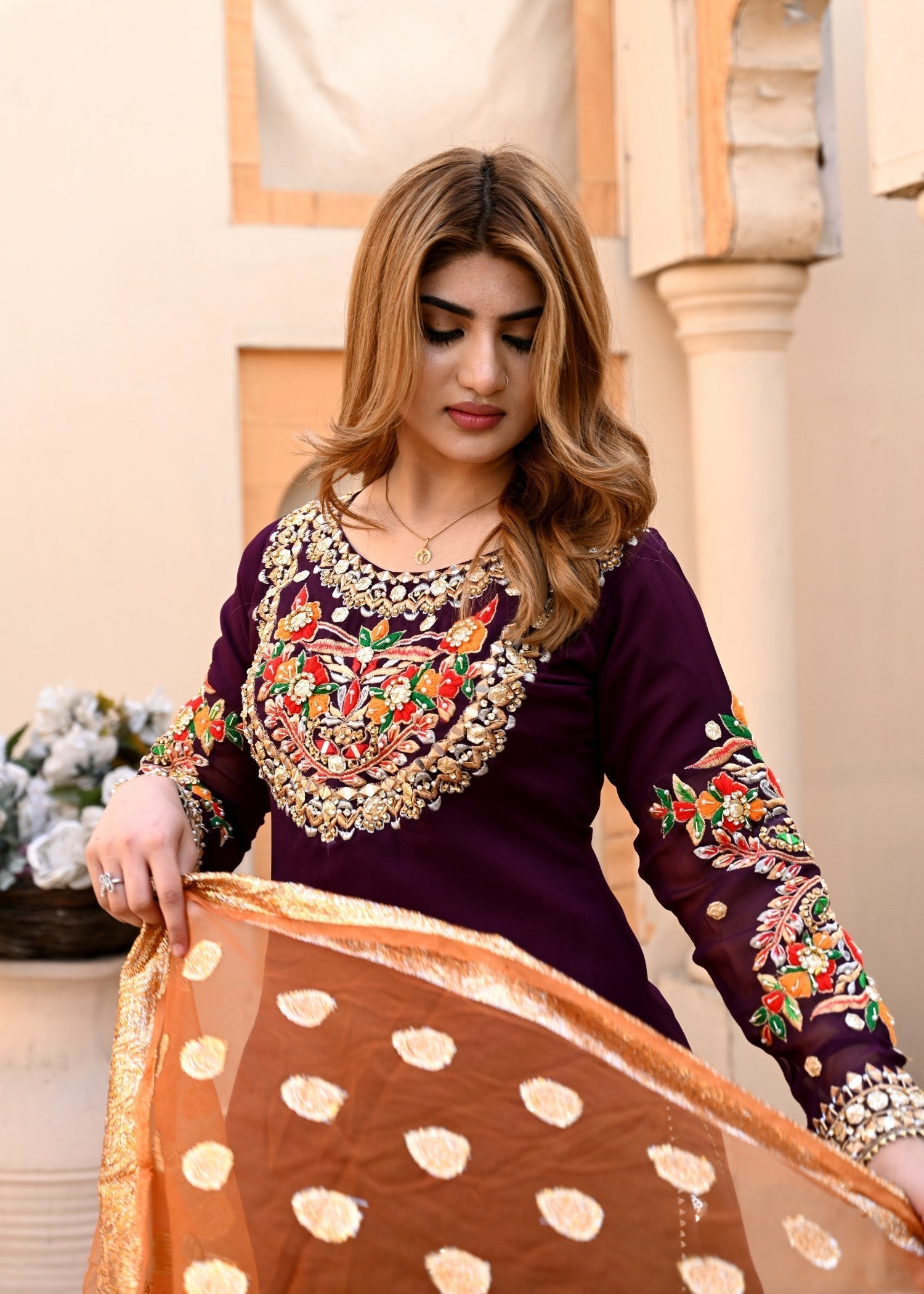 Miss & Mrs Shara Women 3pcs