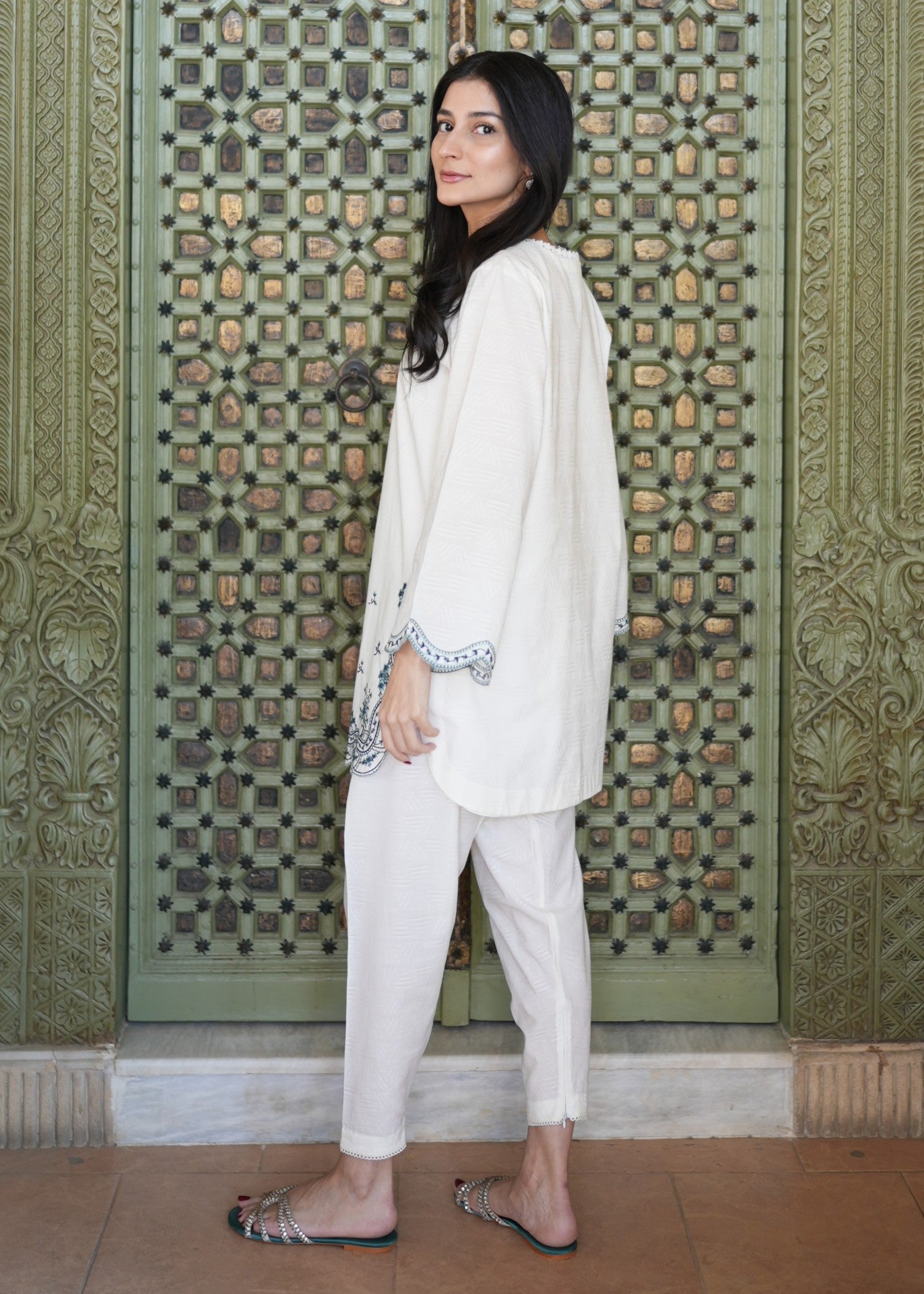 Sahar Dove’s Grace Women 2pcs