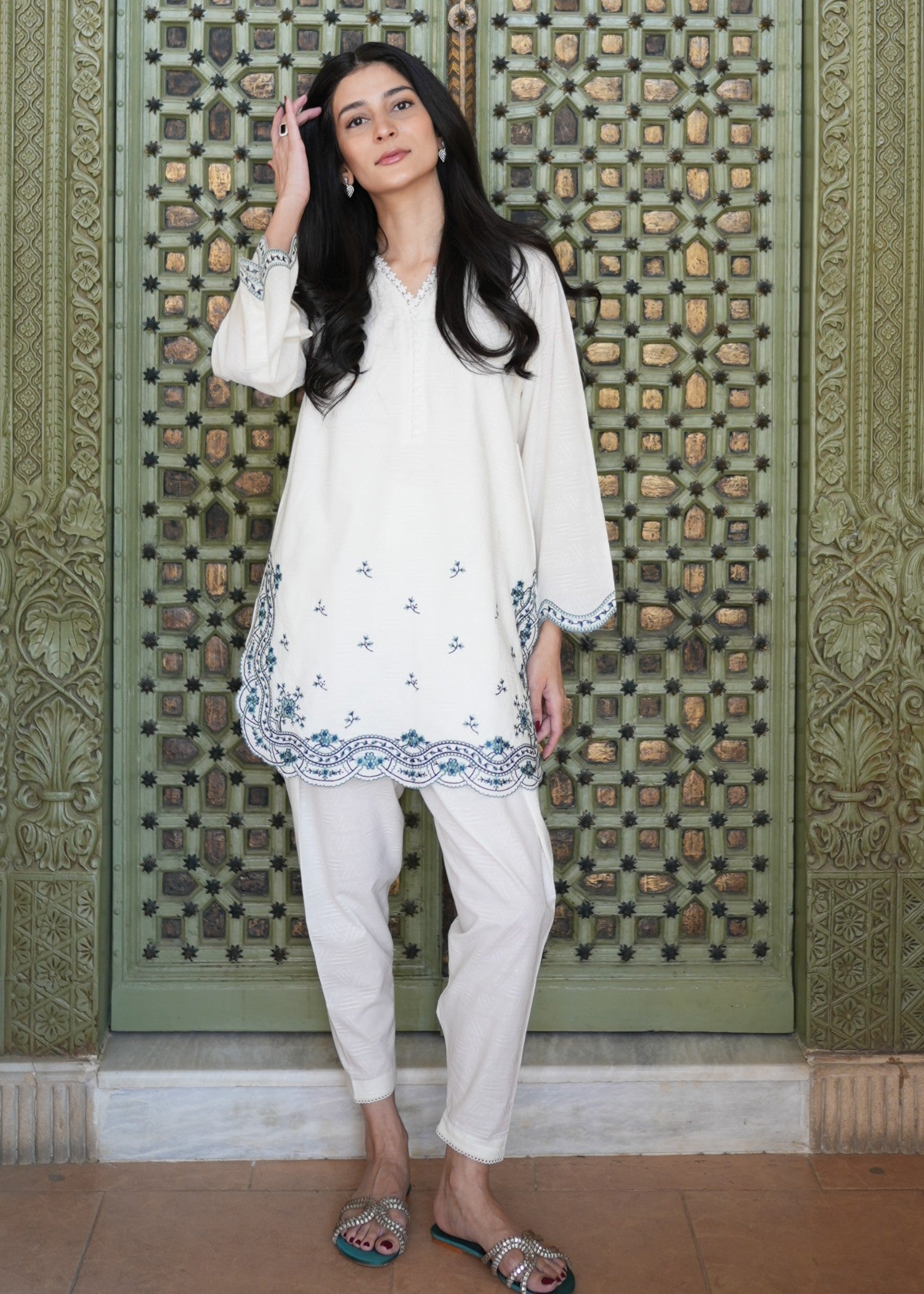 Sahar Dove’s Grace Women 2pcs