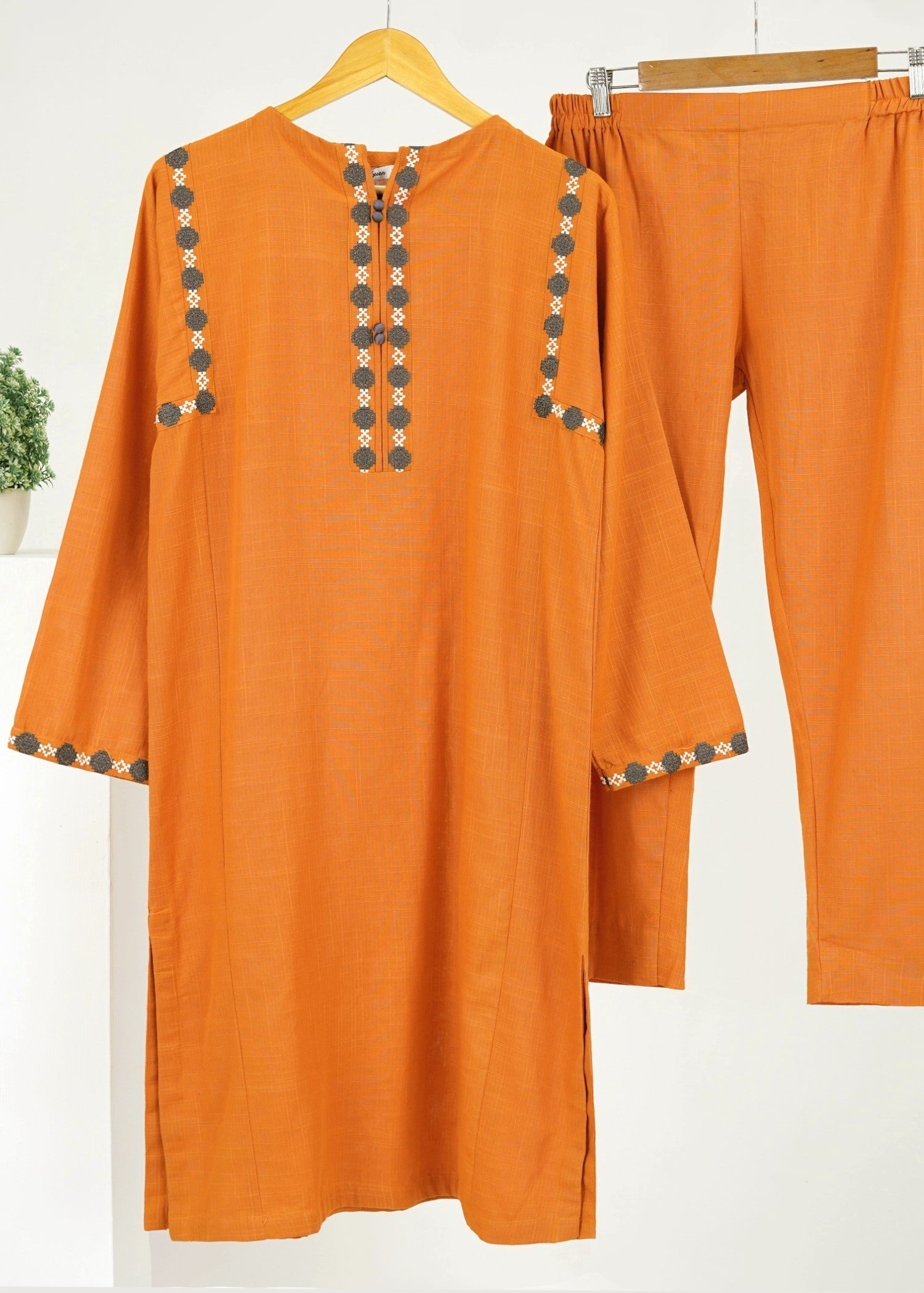 6teen orange embroidered Women 2pcs