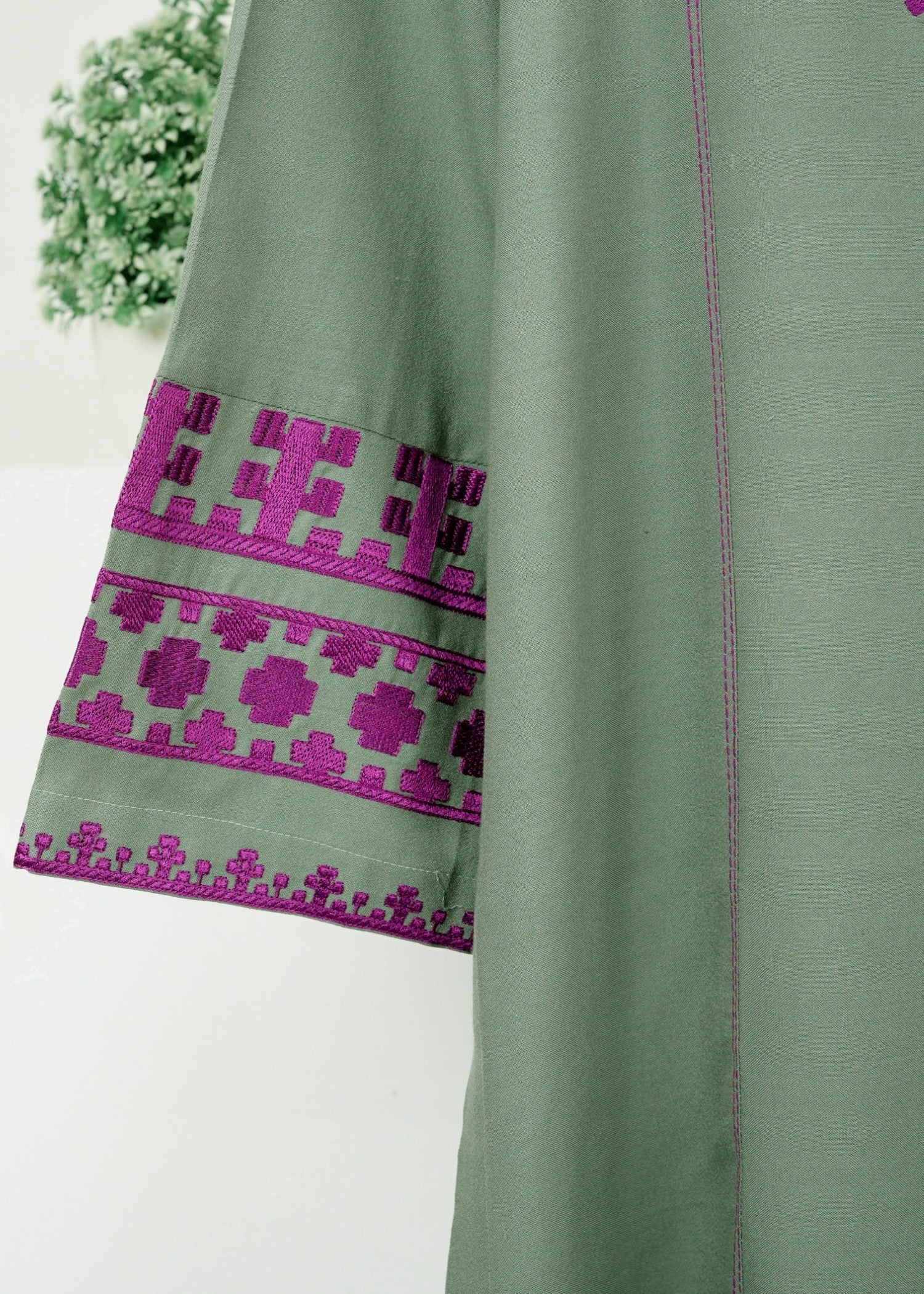 6teen mint green embroidered Women 2pcs