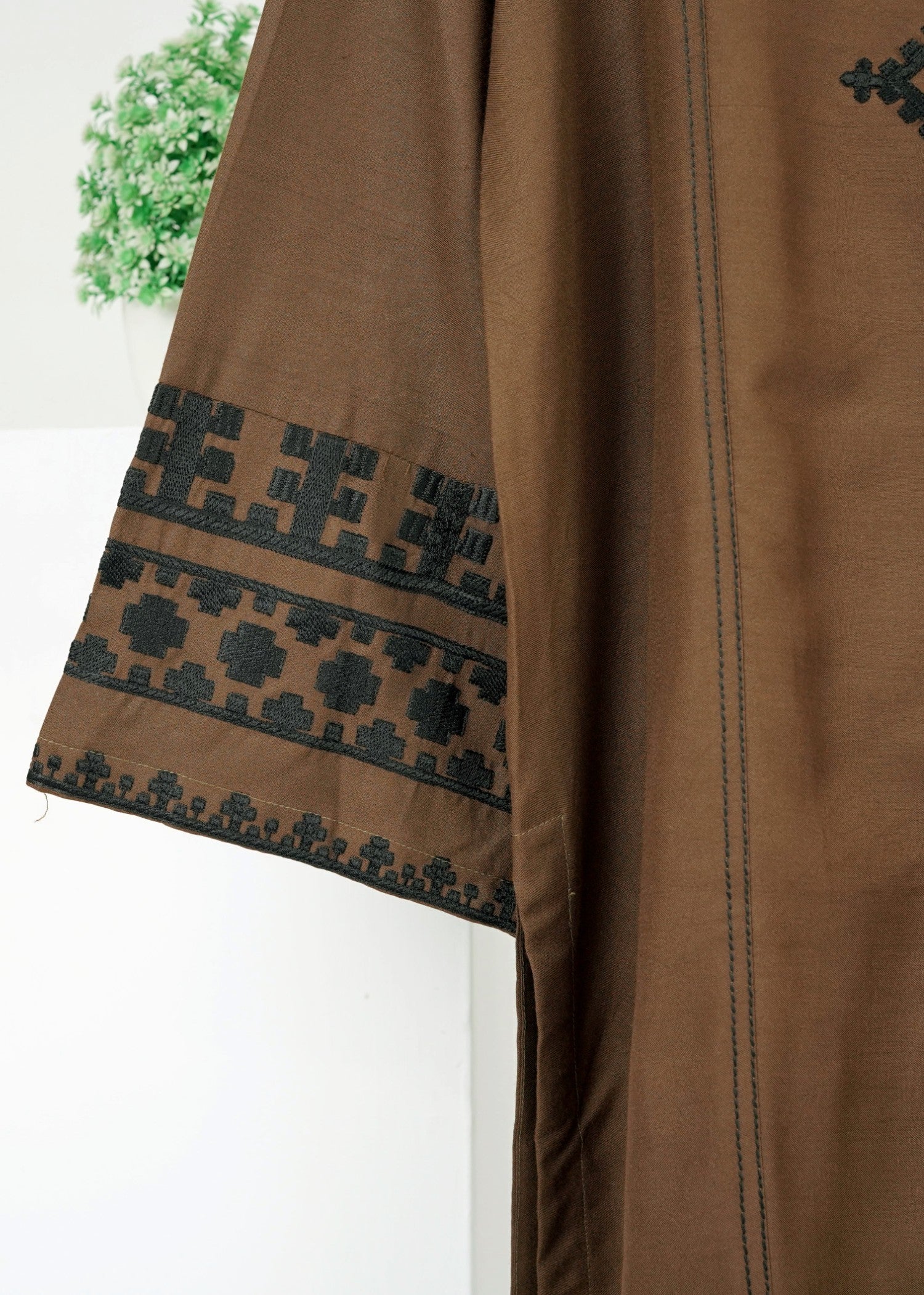 6teen brown embroidered Women 2pcs