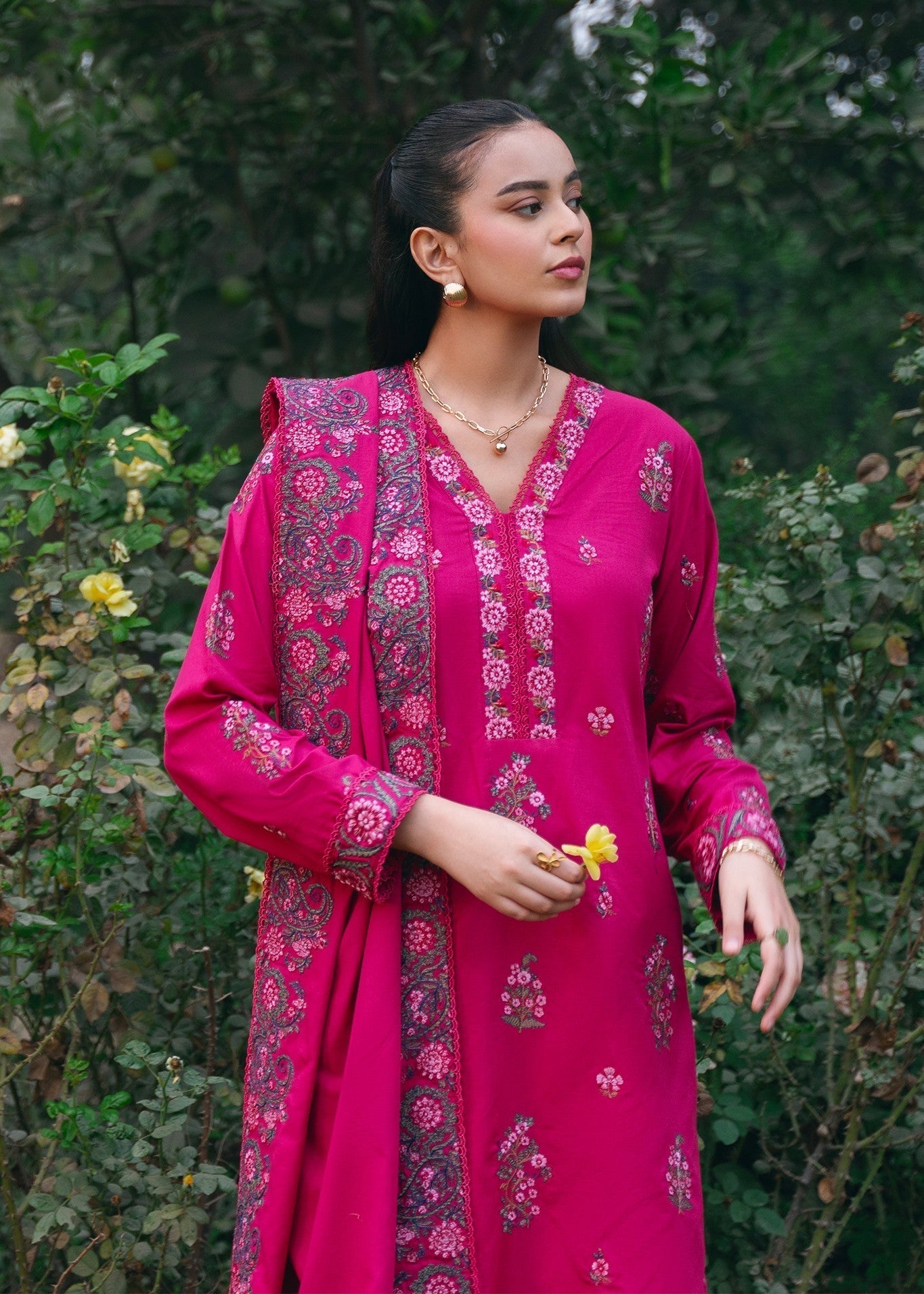 Mannat Shafaq Women 3pcs