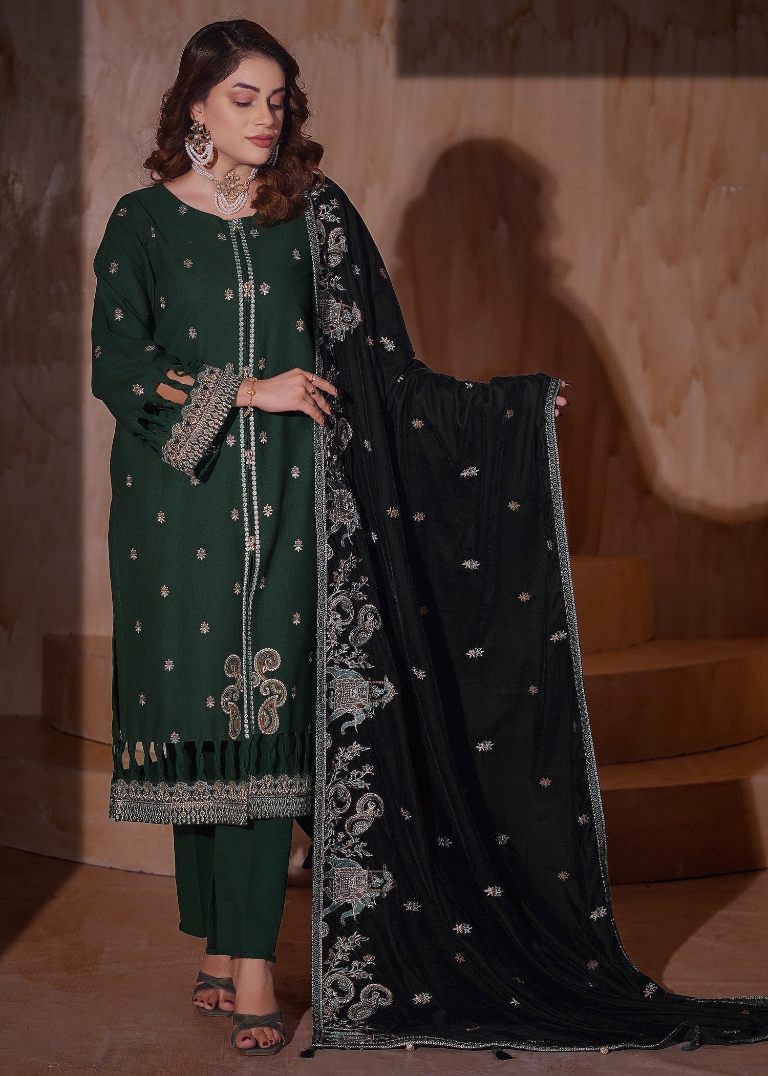 Aayra Forest Noir Women 3pcs