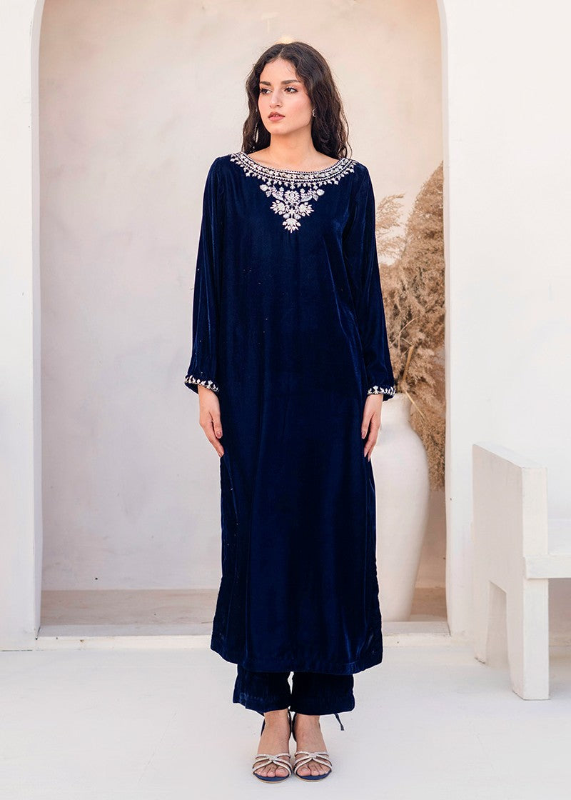 Kross Kulture 01250 Velvet Embroidered Suit Women 2pcs