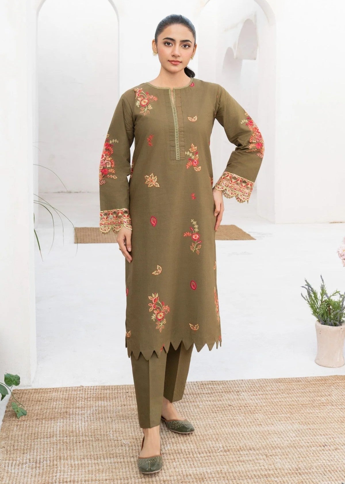 Dada Potta Stitched Brown Cambric Cotton Women 2pcs