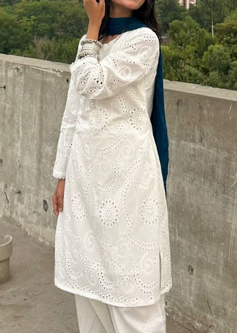 Fashion Trends 4 U Chicken kari Kurta Set Women 3pcs