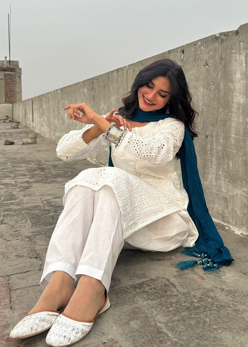 Fashion Trends 4 U Chicken kari Kurta Set Women 3pcs