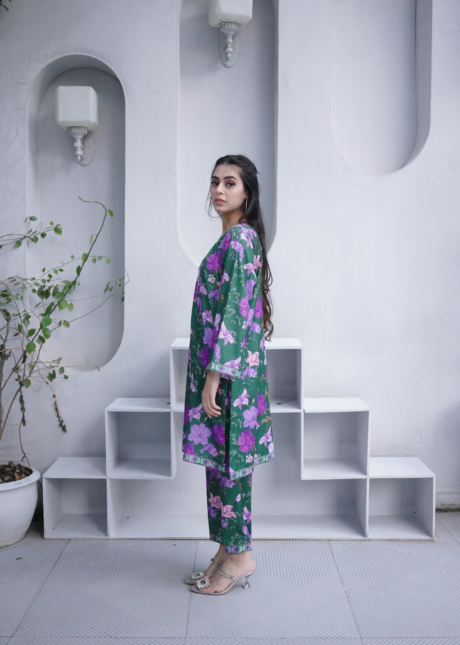 Dynamites Apparel Sage Army Women 2pcs