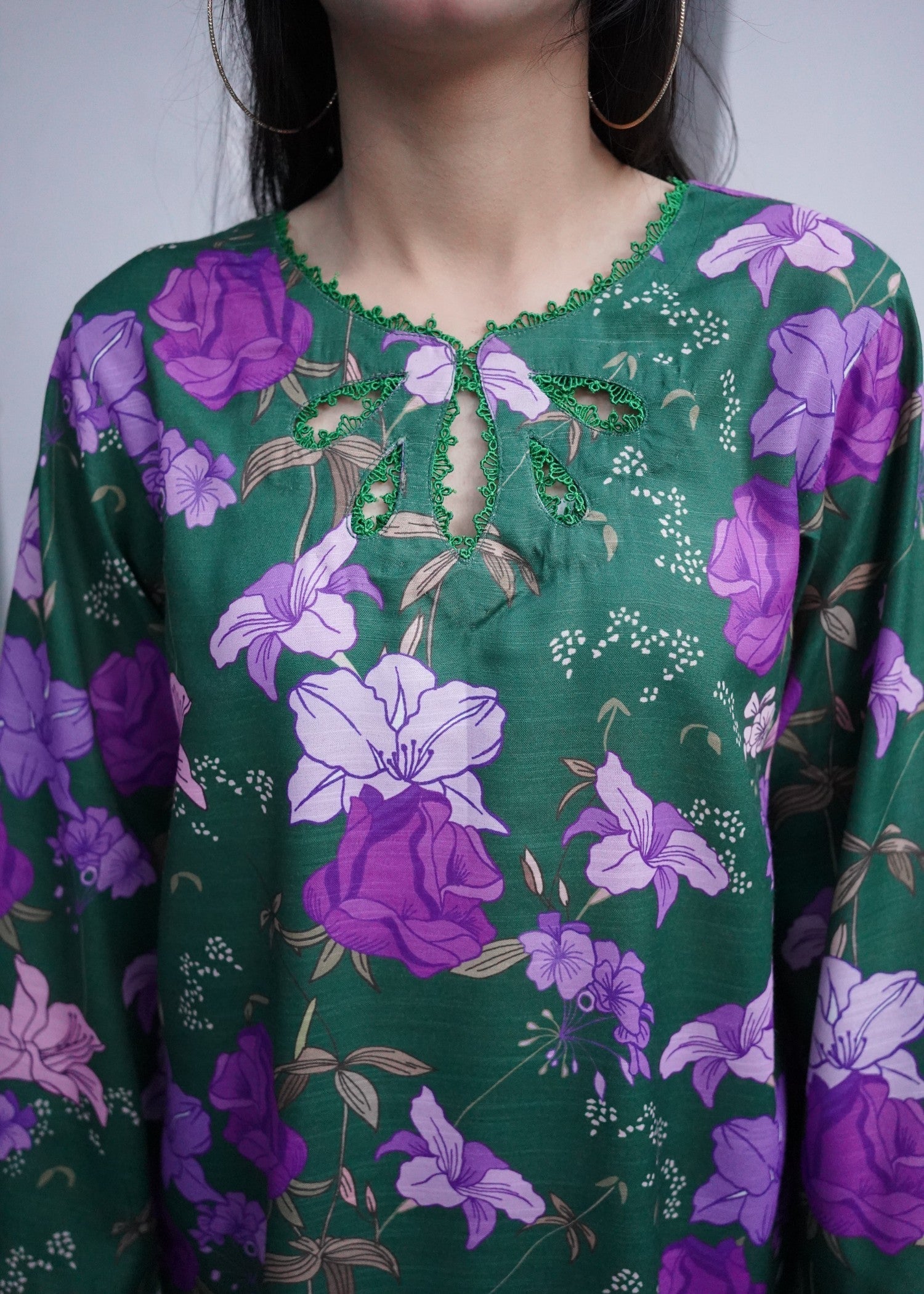 Dynamites Apparel Sage Army Women 2pcs