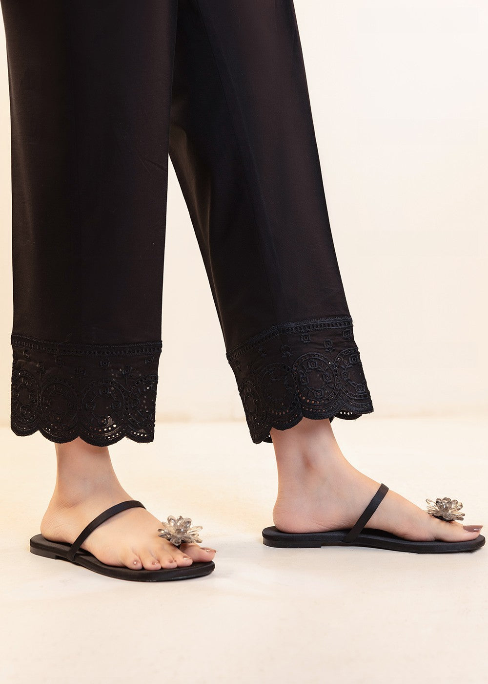 Cinq Apparel Cigarette Pants D 9251 Black Women 1pcs