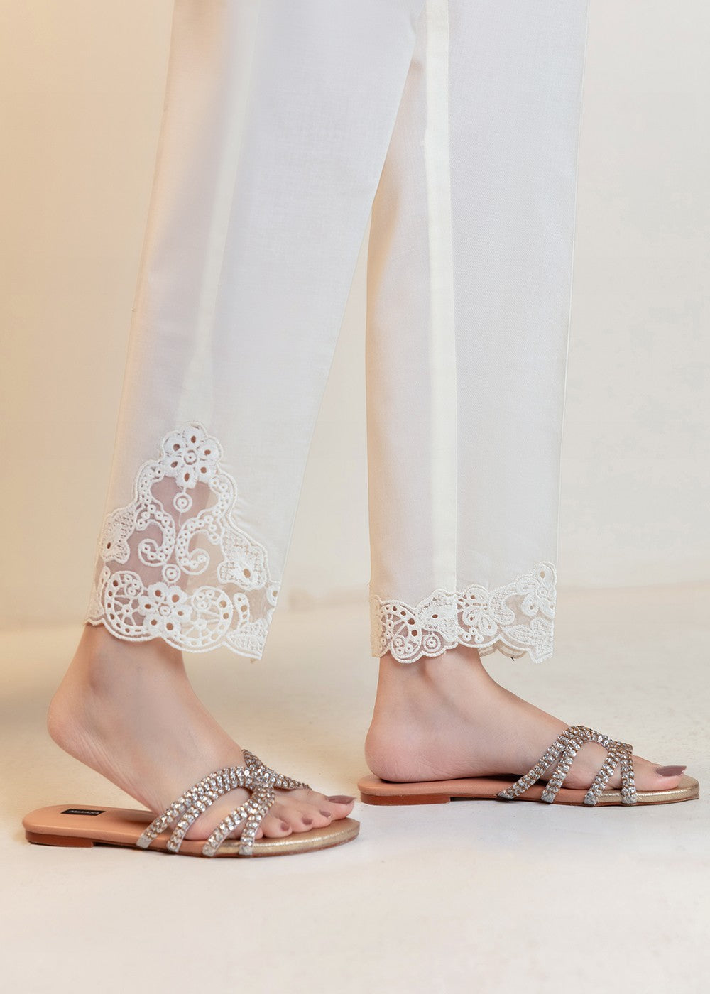 Cinq Apparel Cigarette Pants D 9248 Cream Women 1pcs