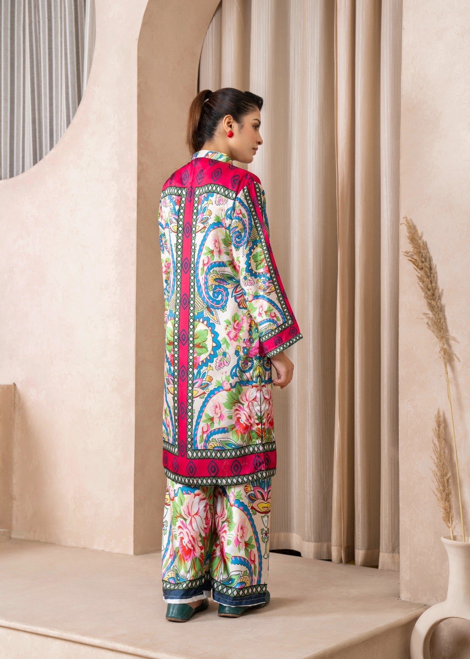 Momin Online P008 Women 2pcs