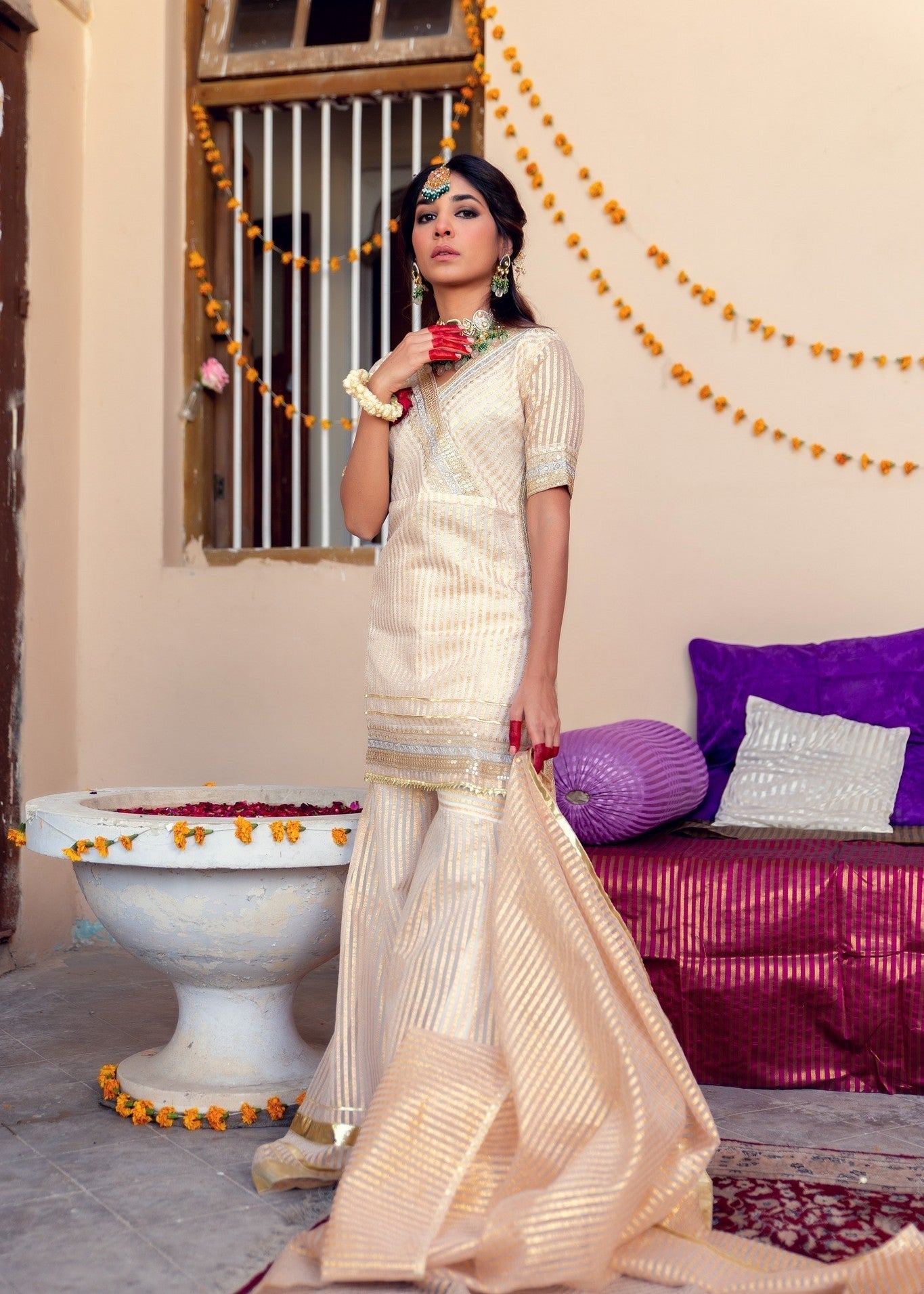 Anum Jung EMB 275 Women 4pcs