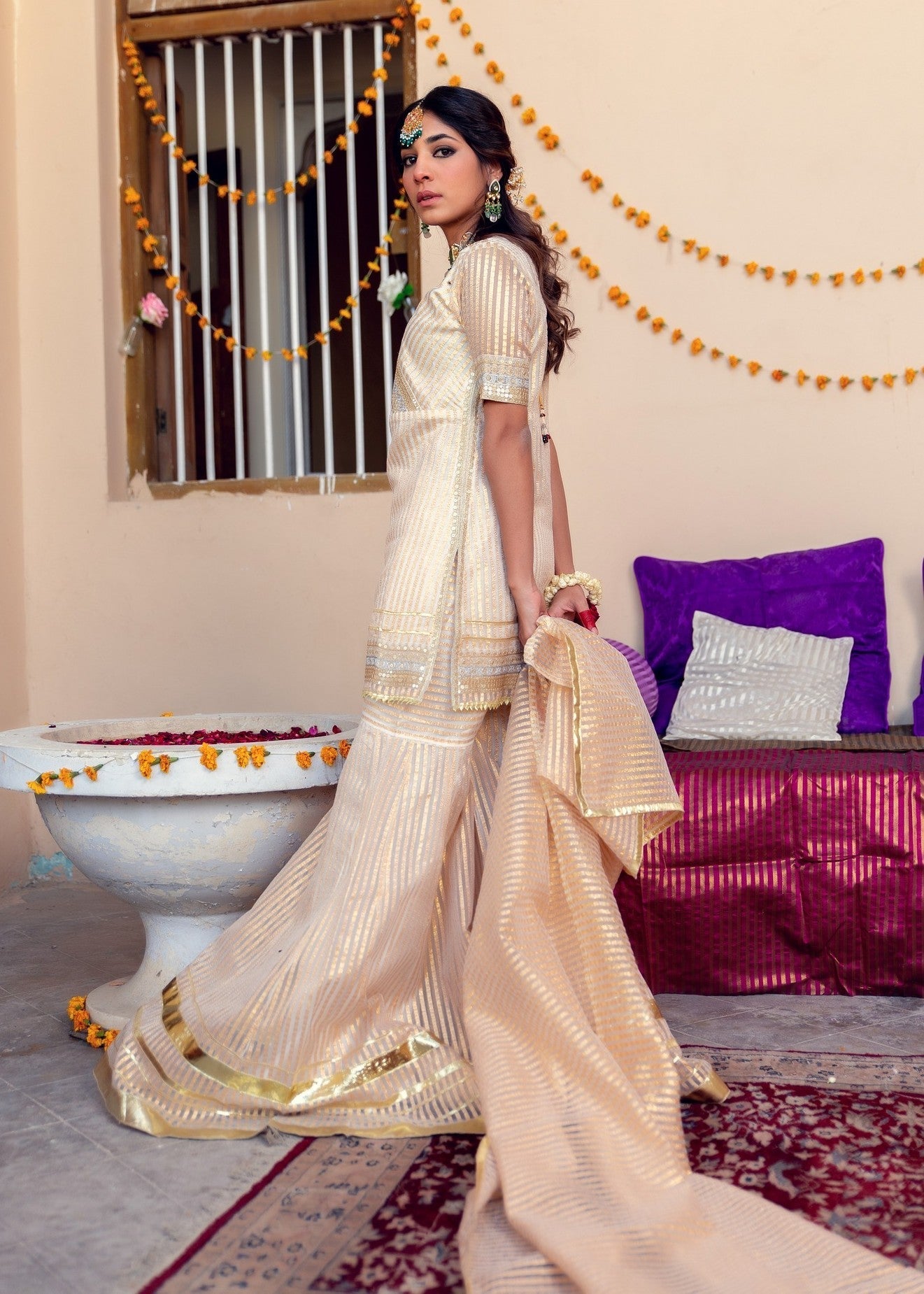 Anum Jung EMB 275 Women 4pcs