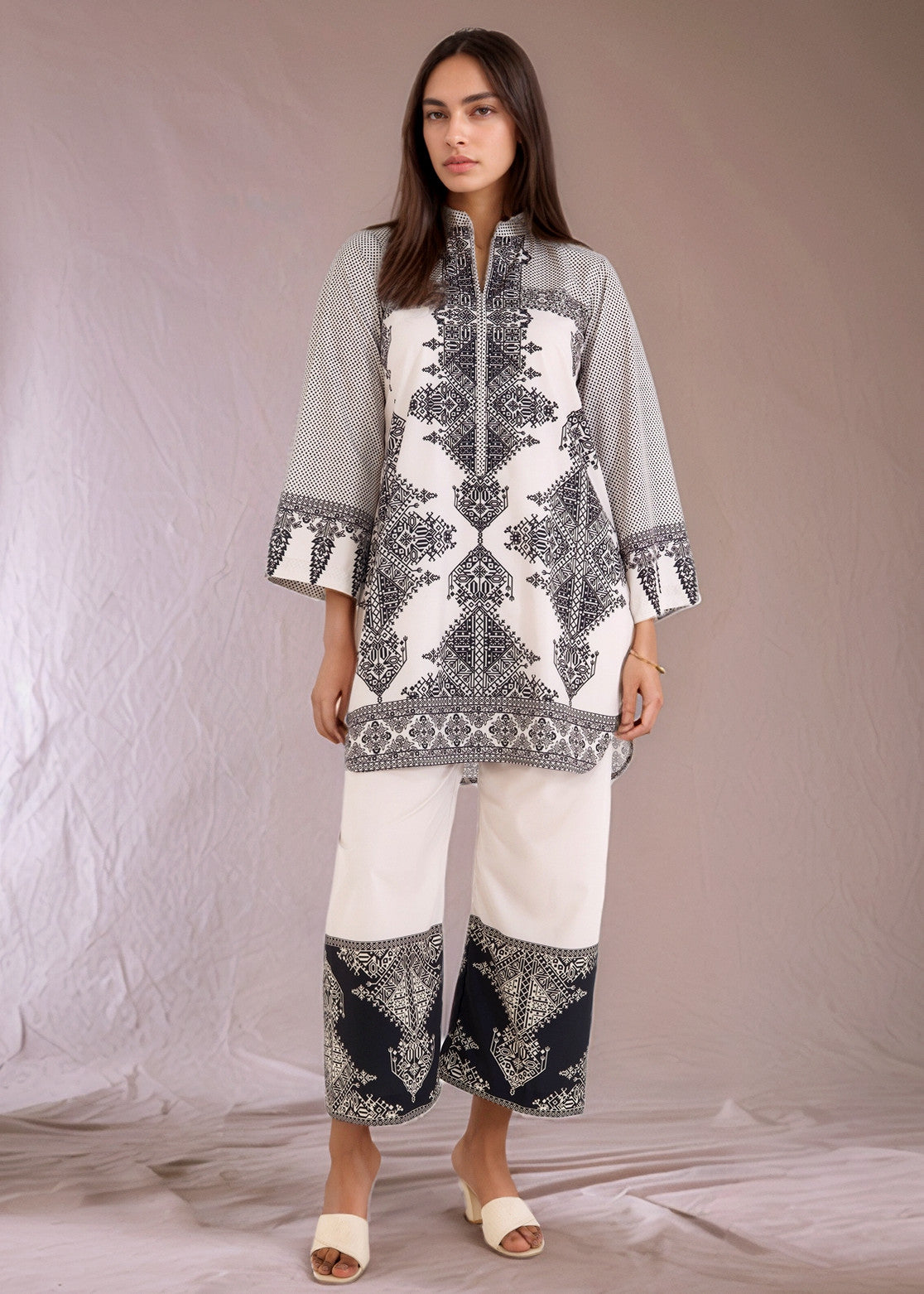 Bareen SC 07 Women 2pcs