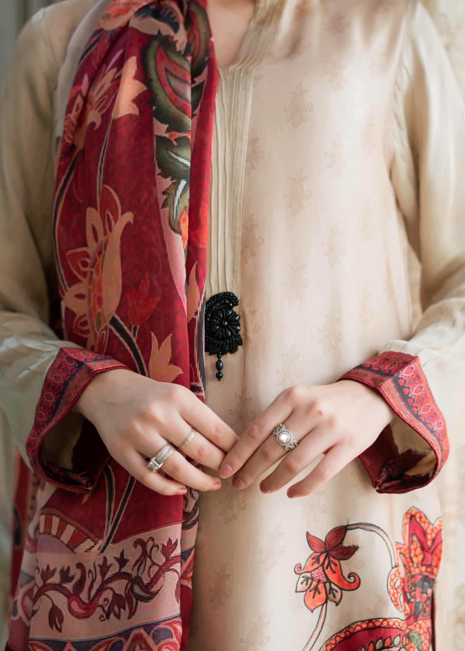 Wardrobe Essentials CRIMSON PAISLEY Women 3pcs