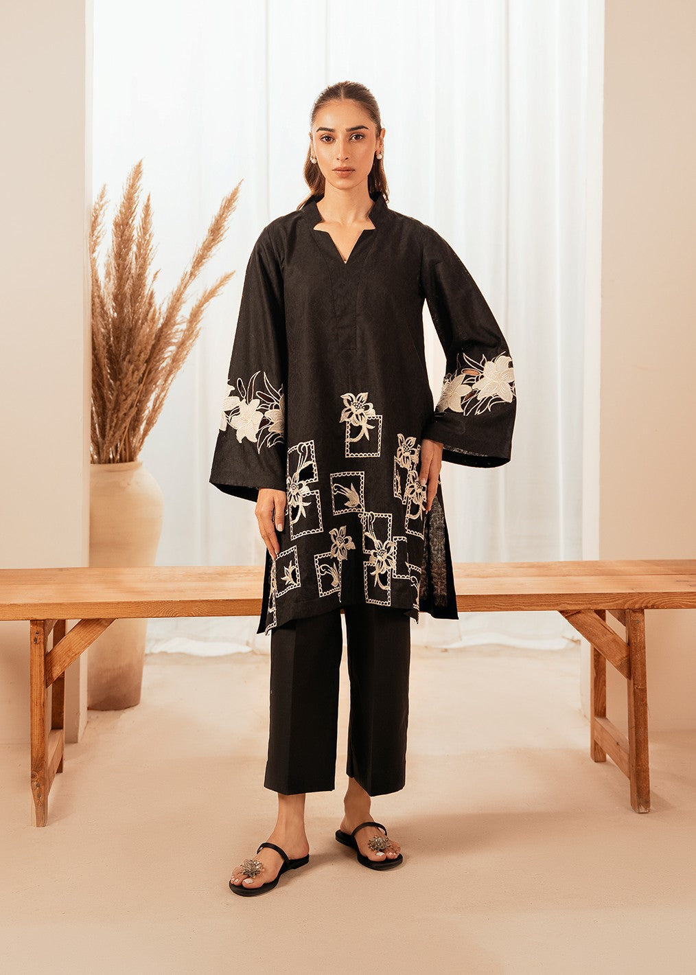 Cinq Apparel Mosaic Women 2pcs