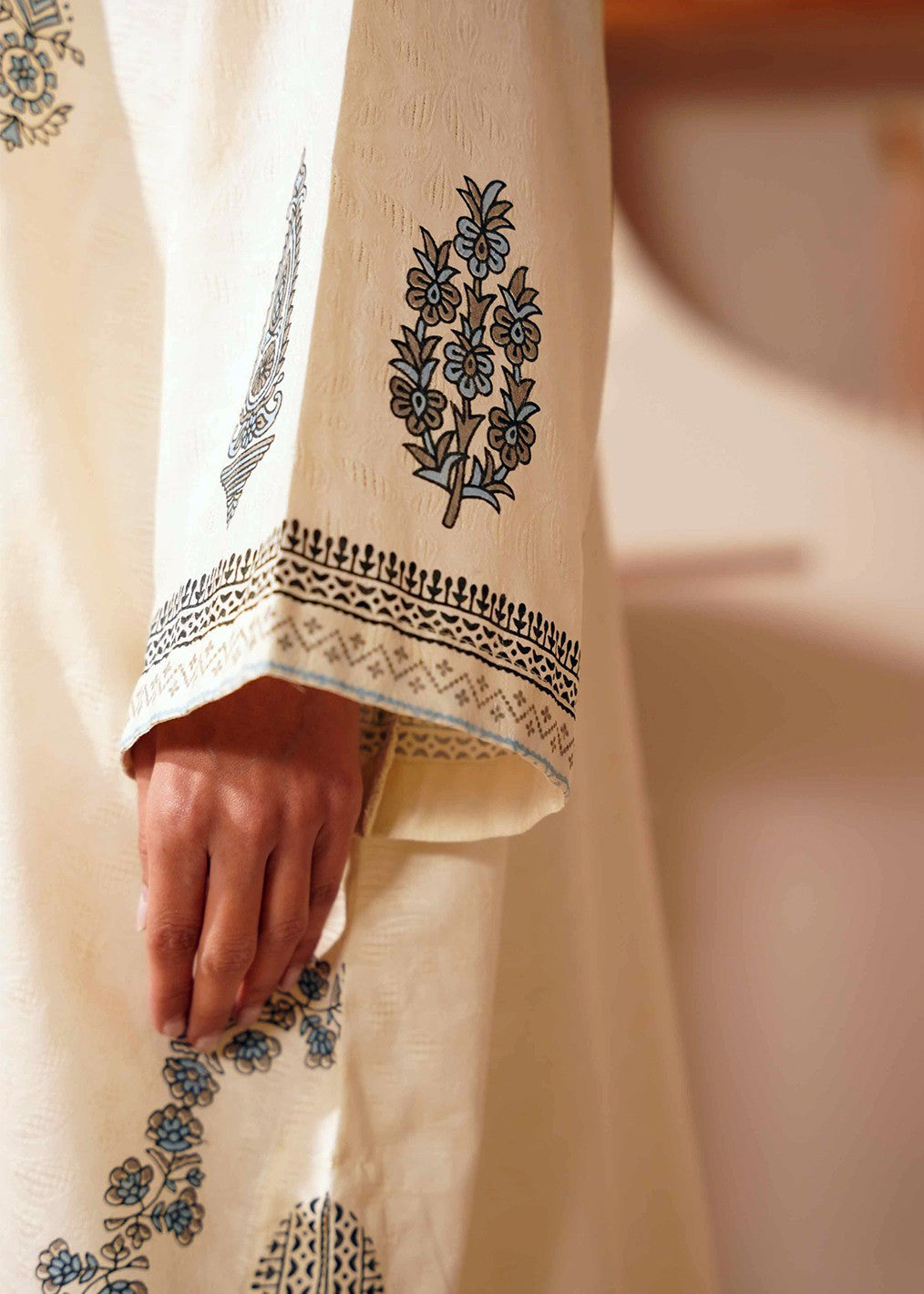 Cinq Apparel Moonstone Women 2pcs