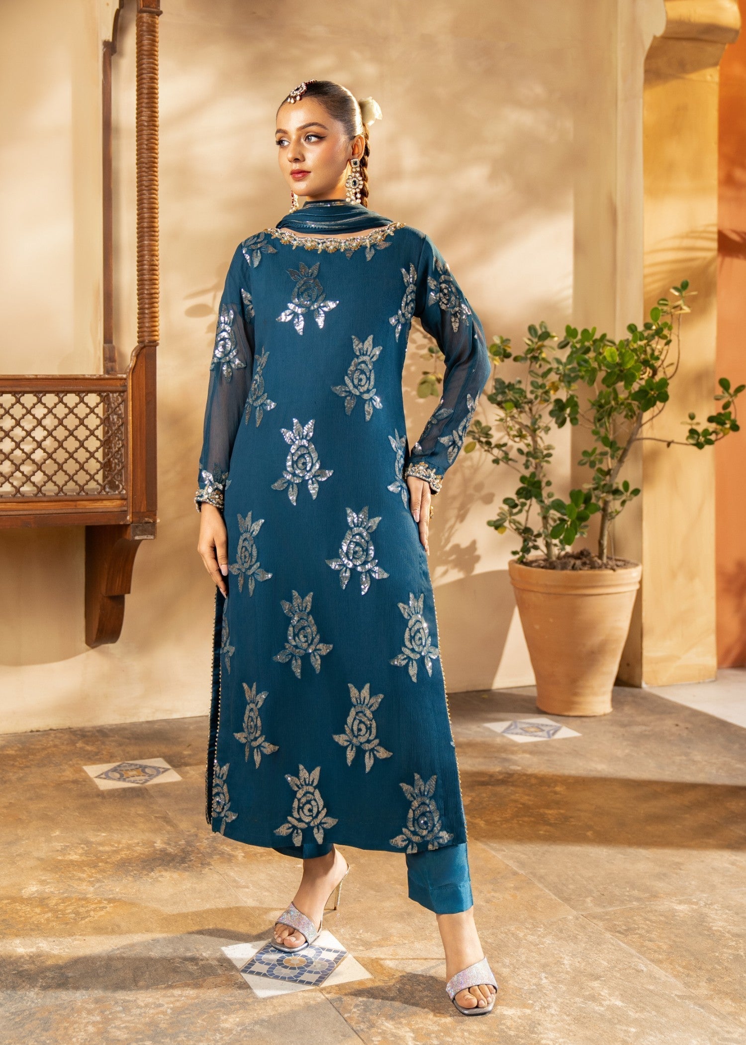 Maira Fashion Dark Blue Kurta Set16 Women 3pcs