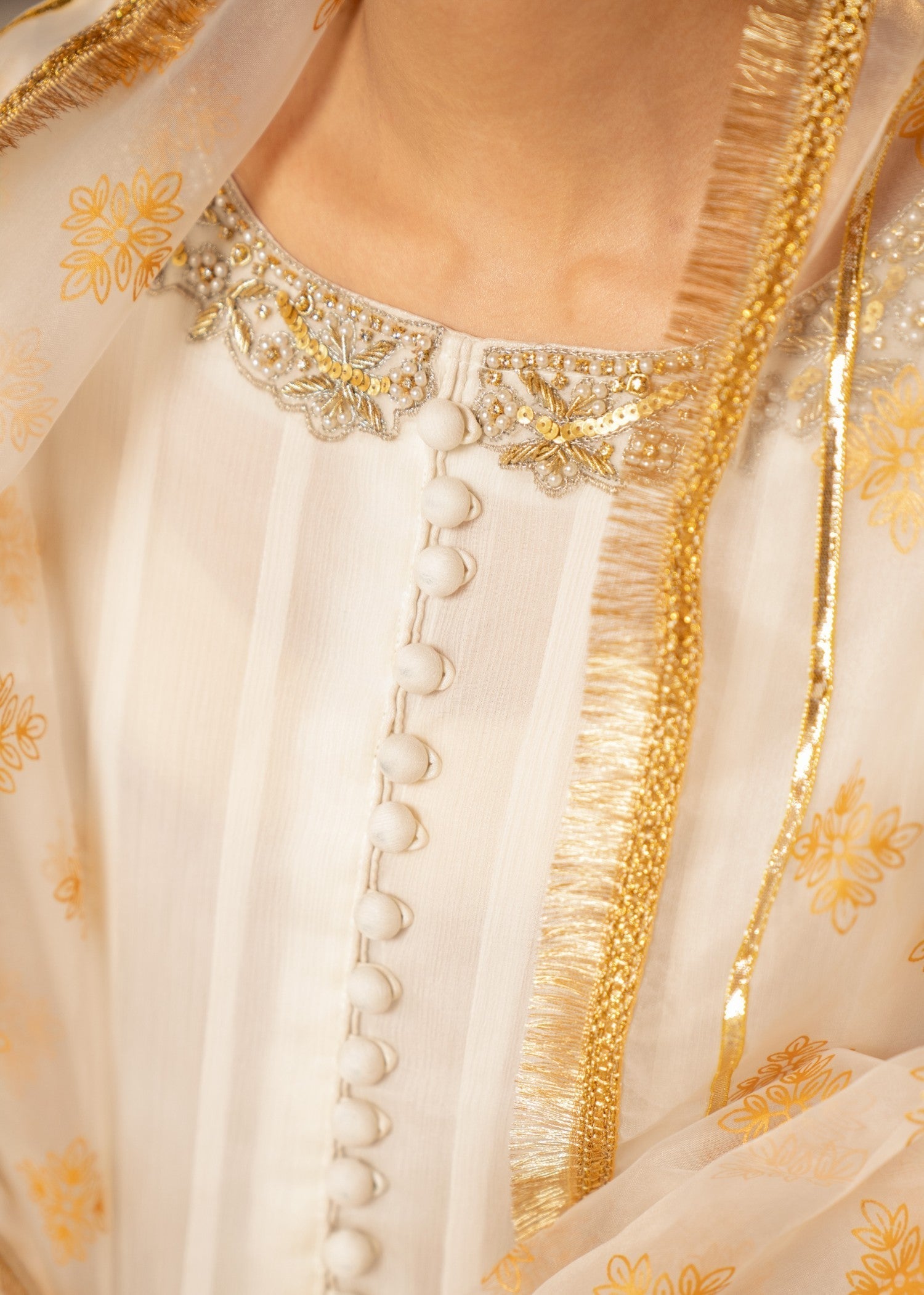 Maira Fashion White Pishwas 18 Women 3pcs