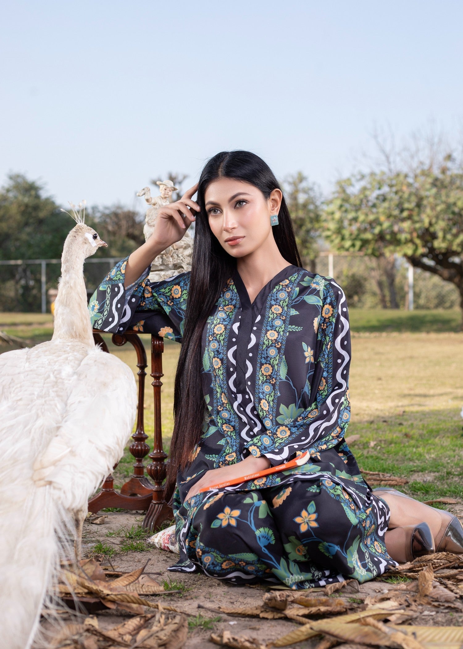 WearCuckoos Saphira Women 2pcs