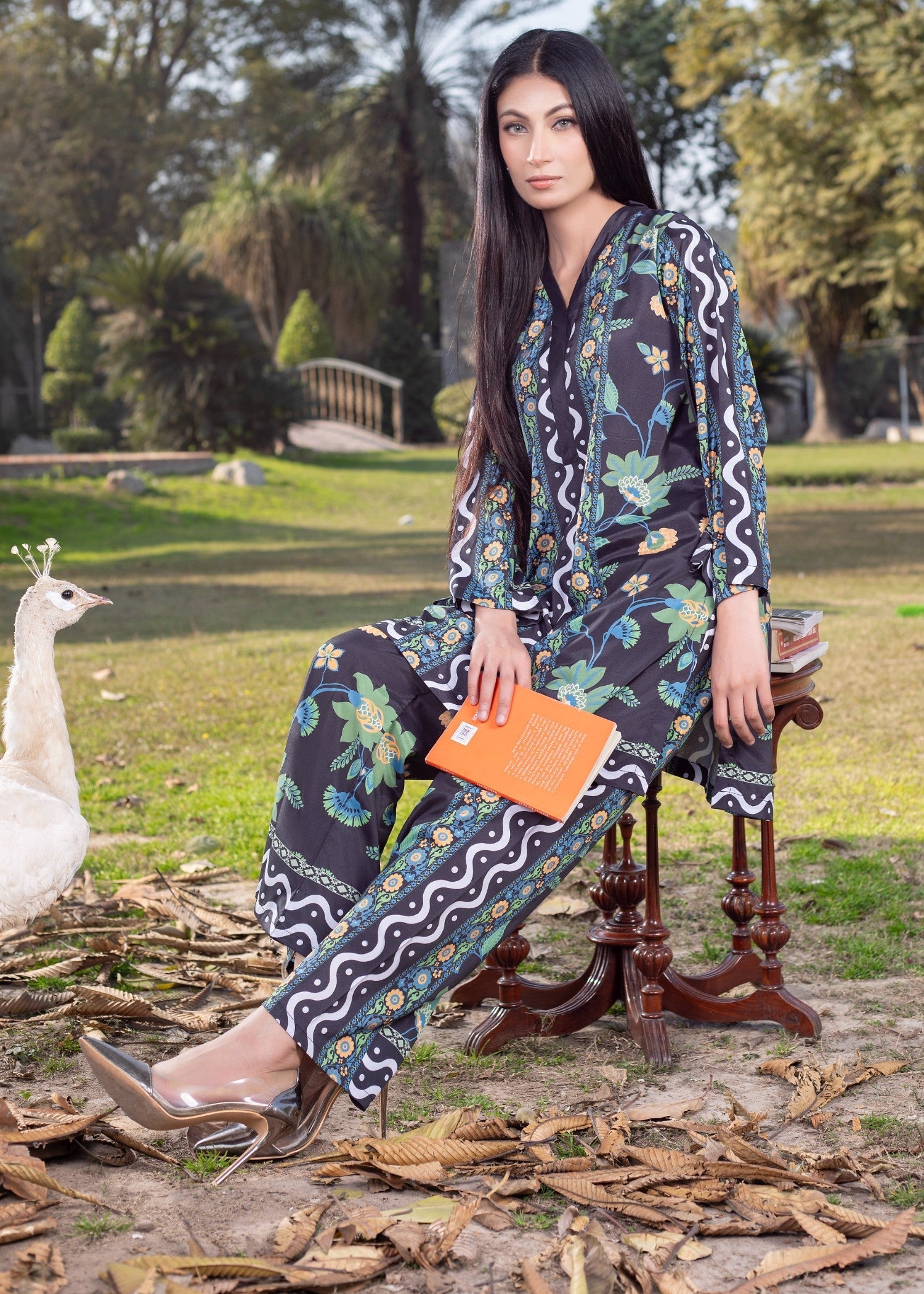 WearCuckoos Saphira Women 2pcs