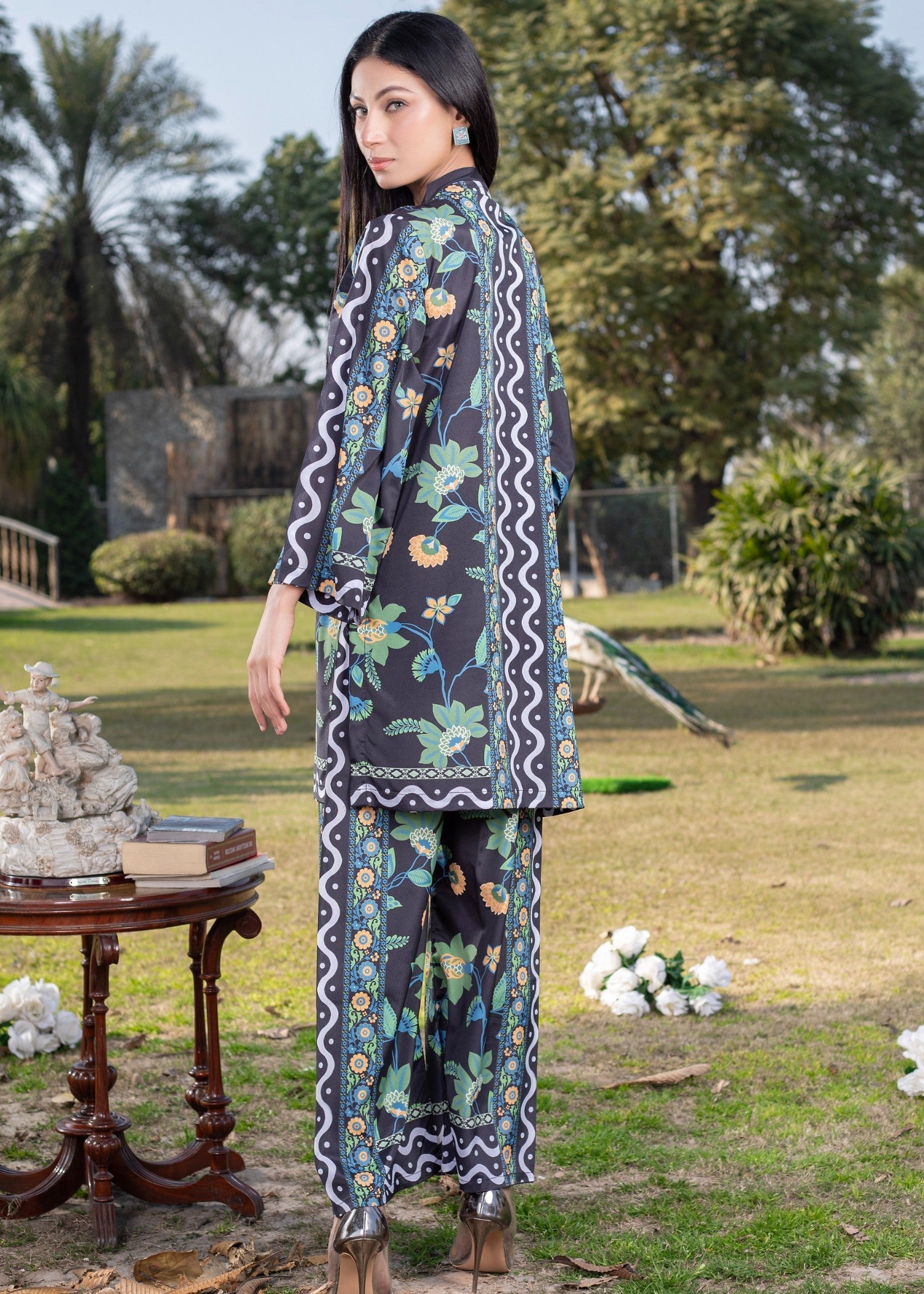 WearCuckoos Saphira Women 2pcs