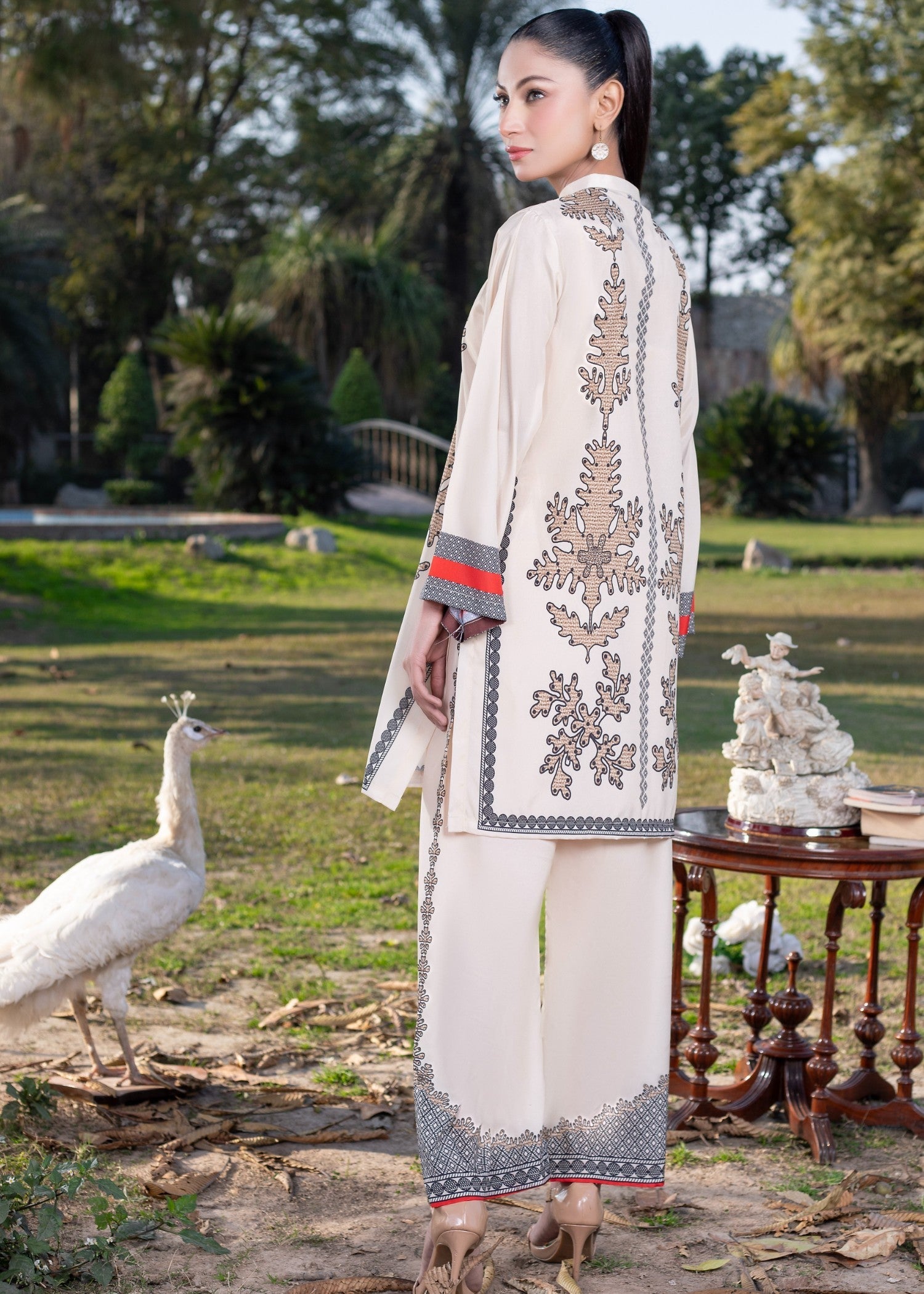 WearCuckoos Venzia Women 2pcs