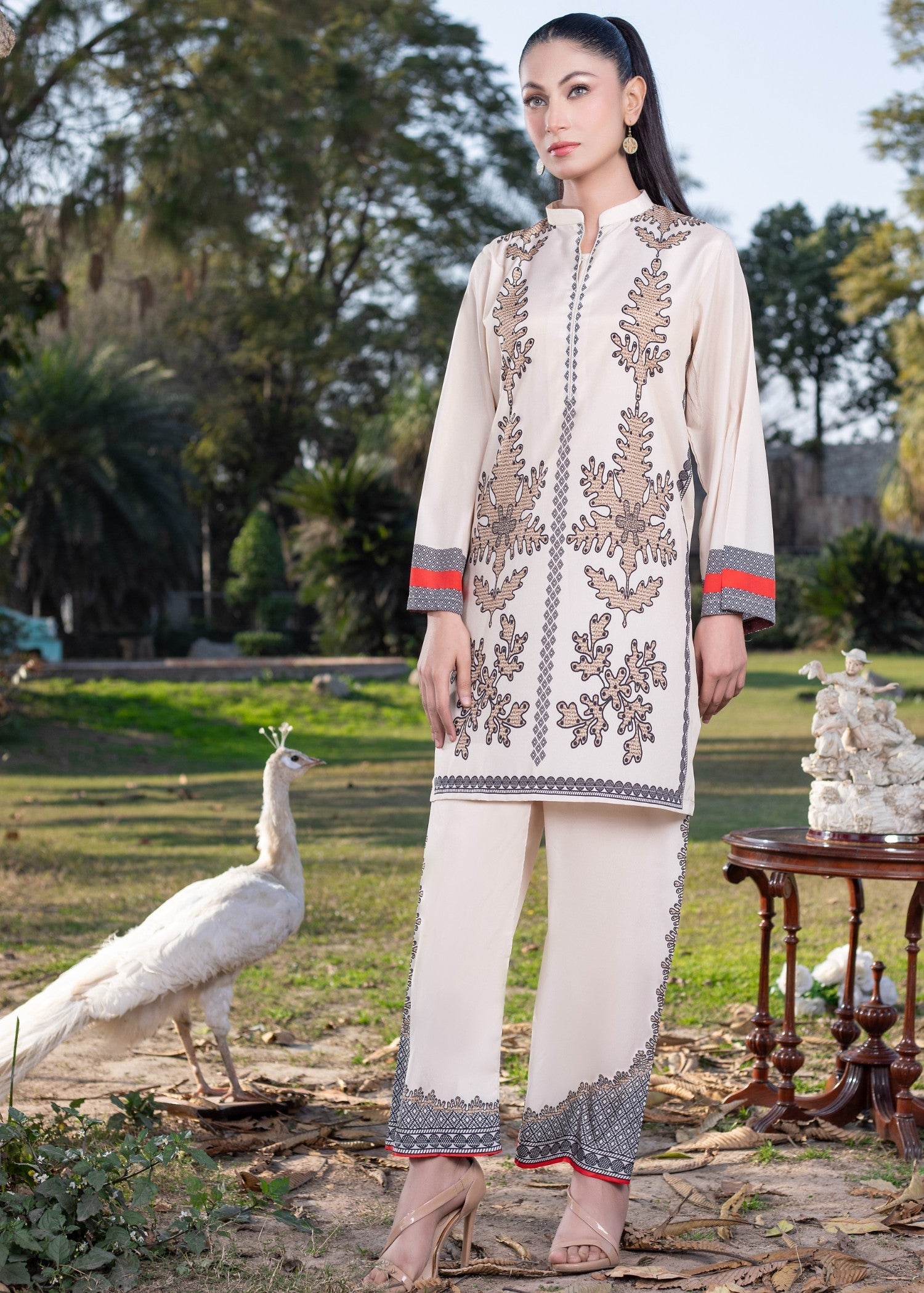 WearCuckoos Venzia Women 2pcs