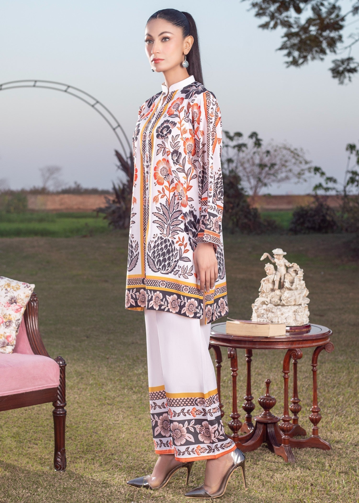 WearCuckoos Noore Women 2pcs