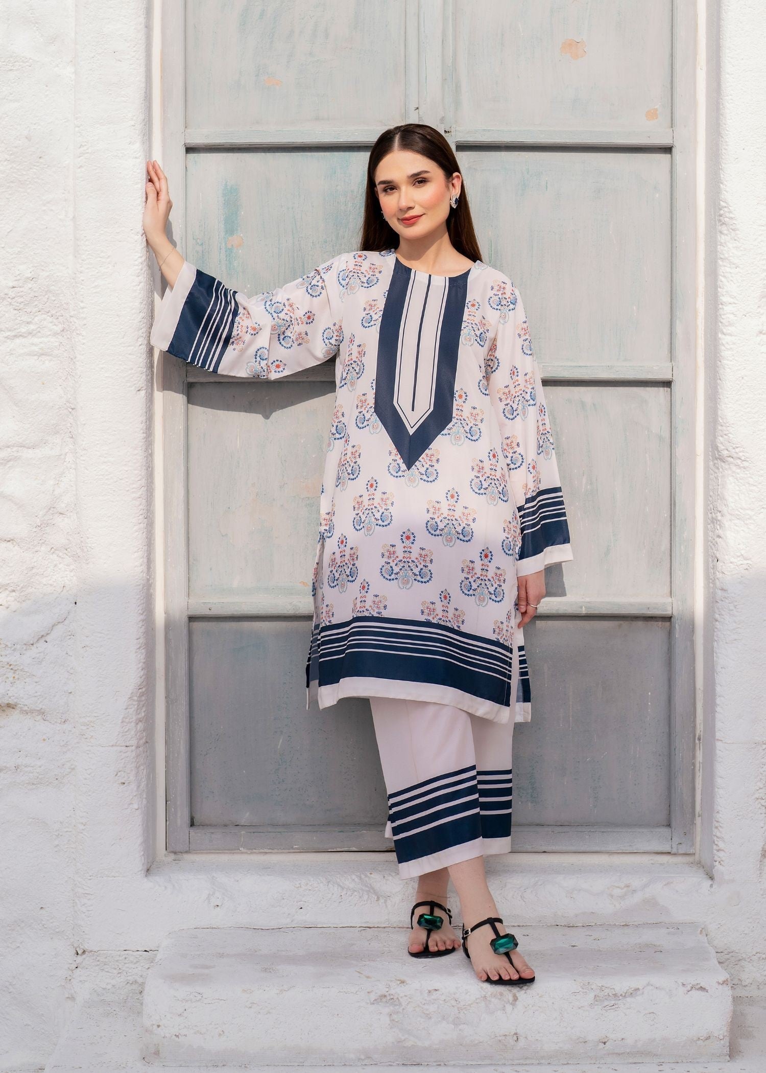 Garnet Clothing Merlot Women 2pcs