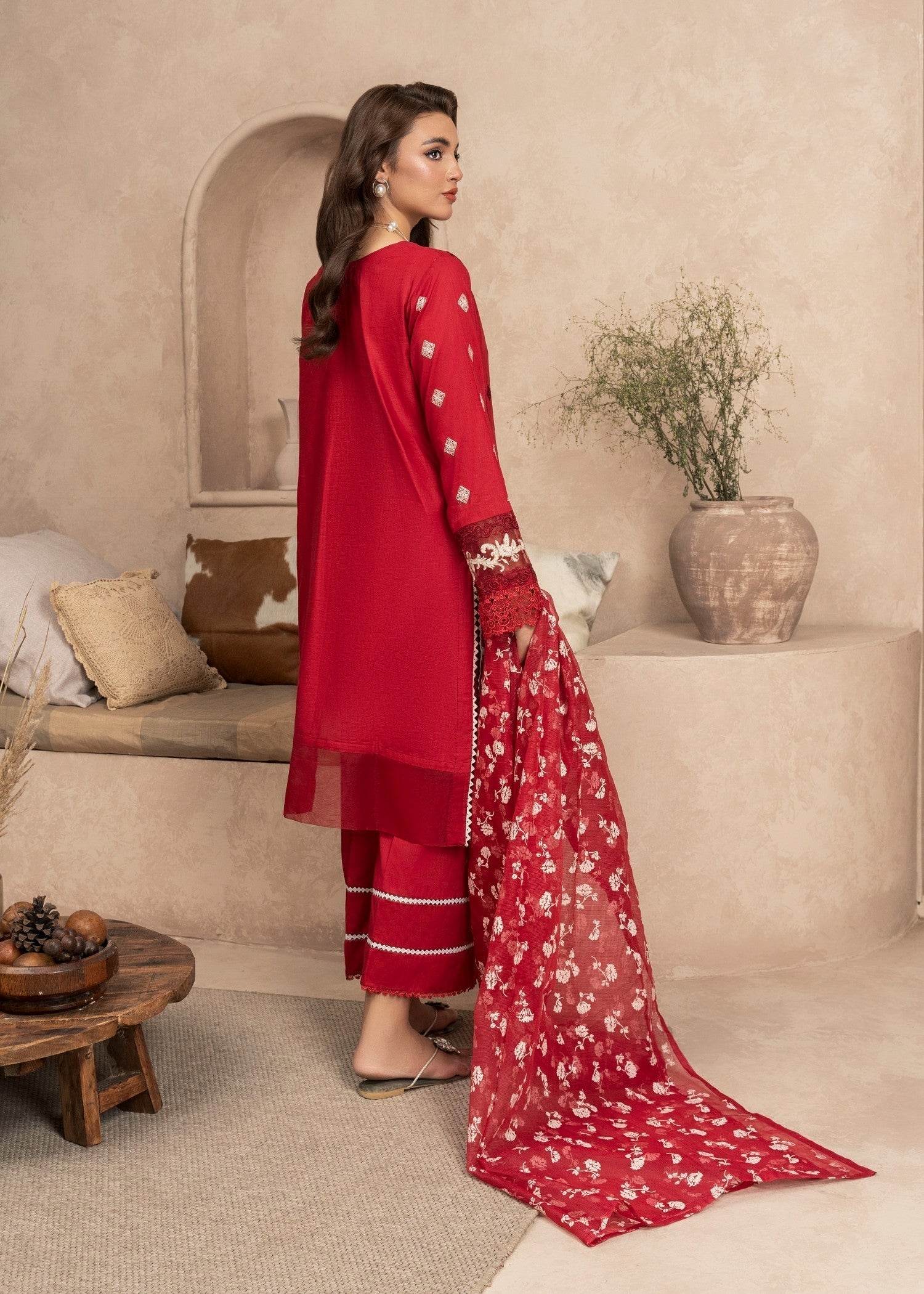 Haniya Mahnoor Scarlet Women 3pcs