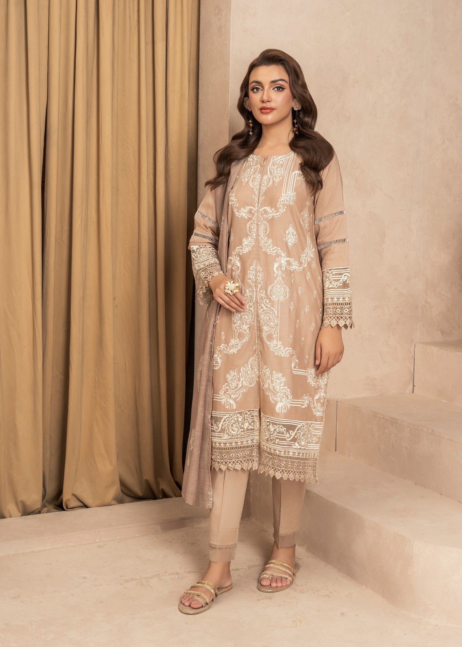 Haniya Mahnoor Grace Women 3pcs