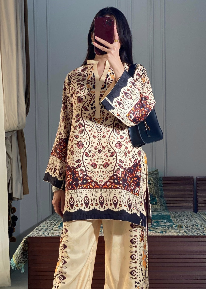 Ayesha B (sheela) Women 2pcs