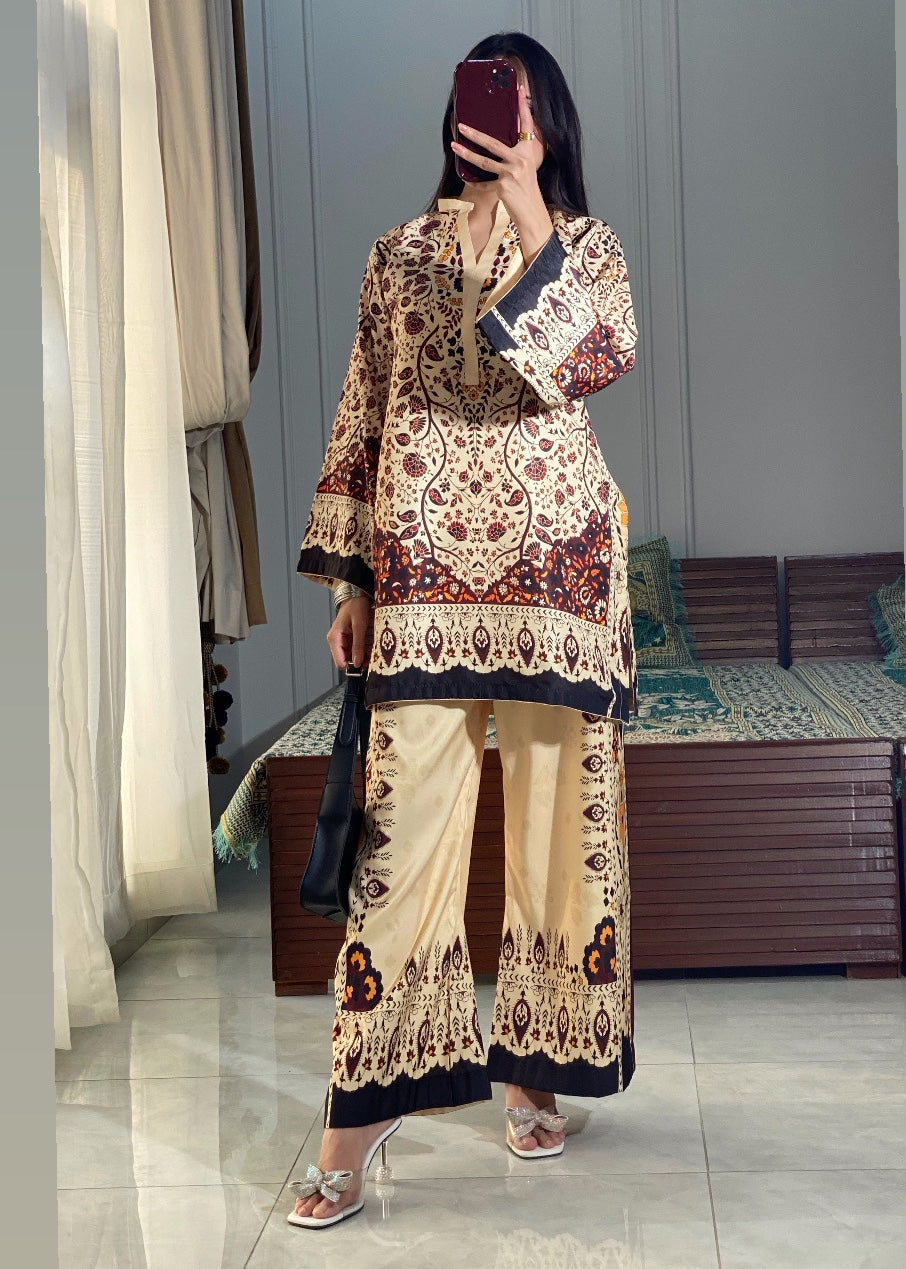 Ayesha B (sheela) Women 2pcs