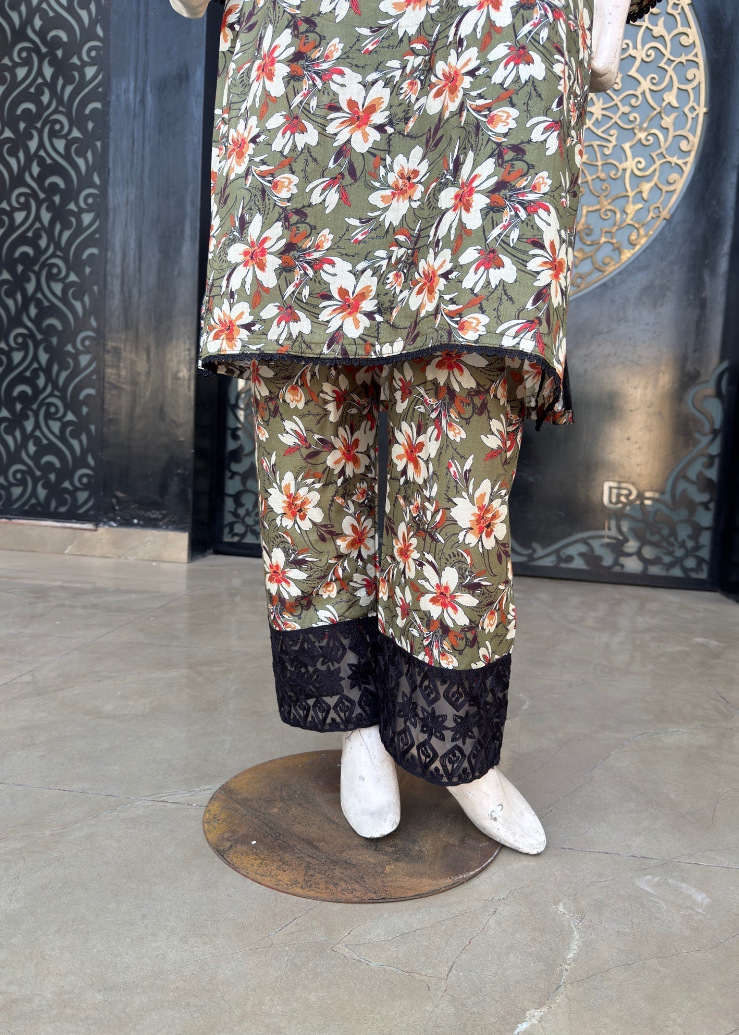 Noir Lawn Stitched jp52 Women 3pcs