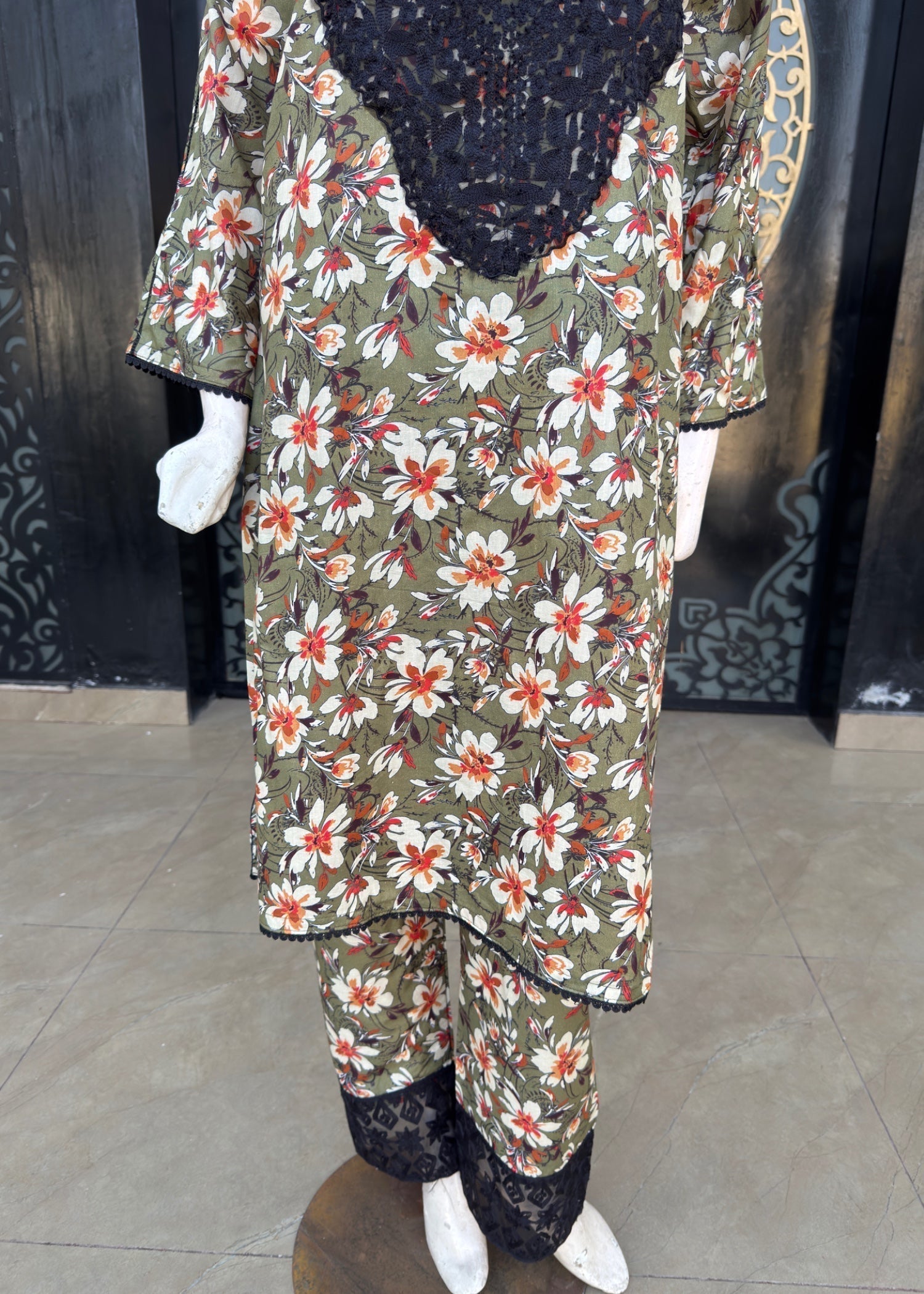 Noir Lawn Stitched jp52 Women 3pcs