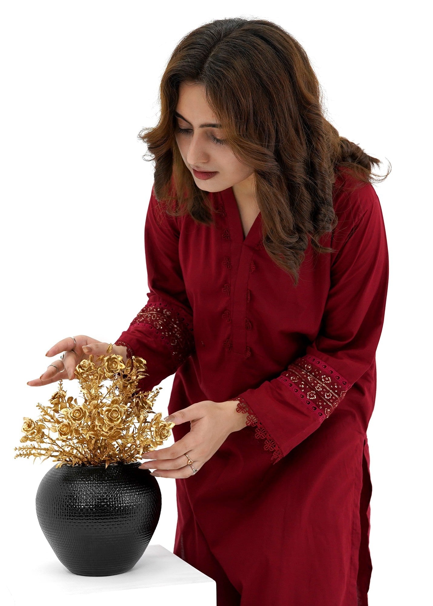 Pretbee Women’s V Neck Maroon Embroidered Lawn Kurta Set Women 2pcs