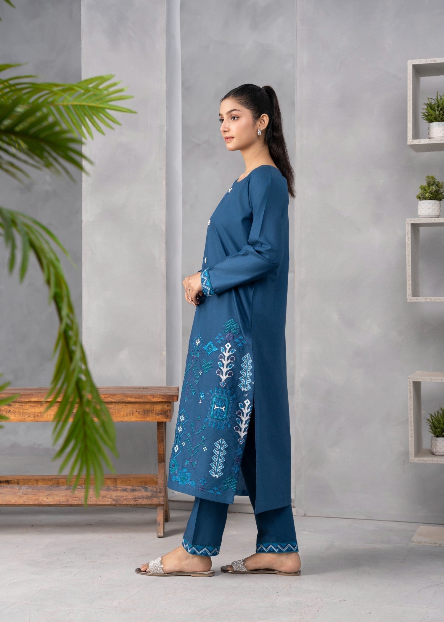 Abeera Art No. AB 56 – Timeless Elegance: Long Length Cotton Suit Women 2pcs