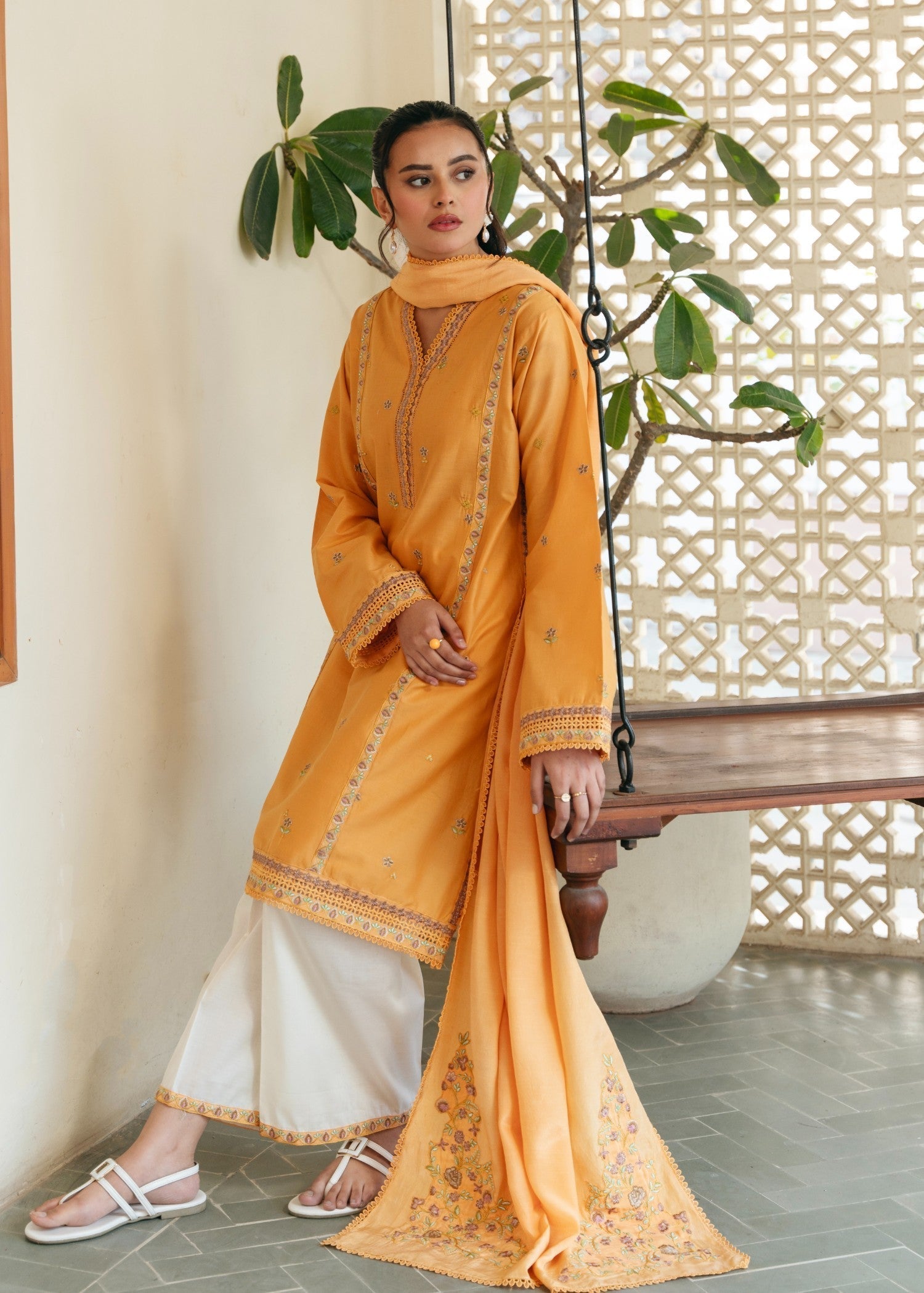 Mannat Daffodil Women 3pcs